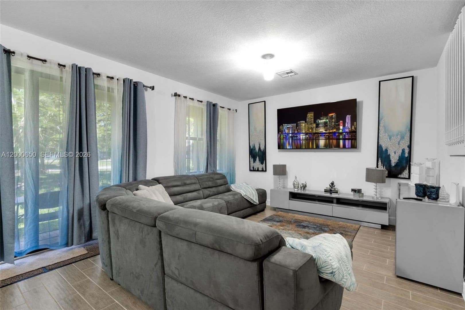 TAMARAC House: 5113 NW 52ND ST #5113