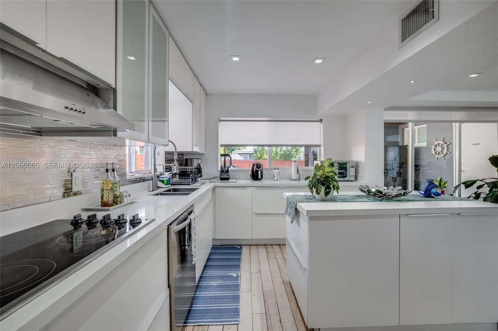 NORTH BAY VILLAGE House: 7549 BUCCANEER AVE