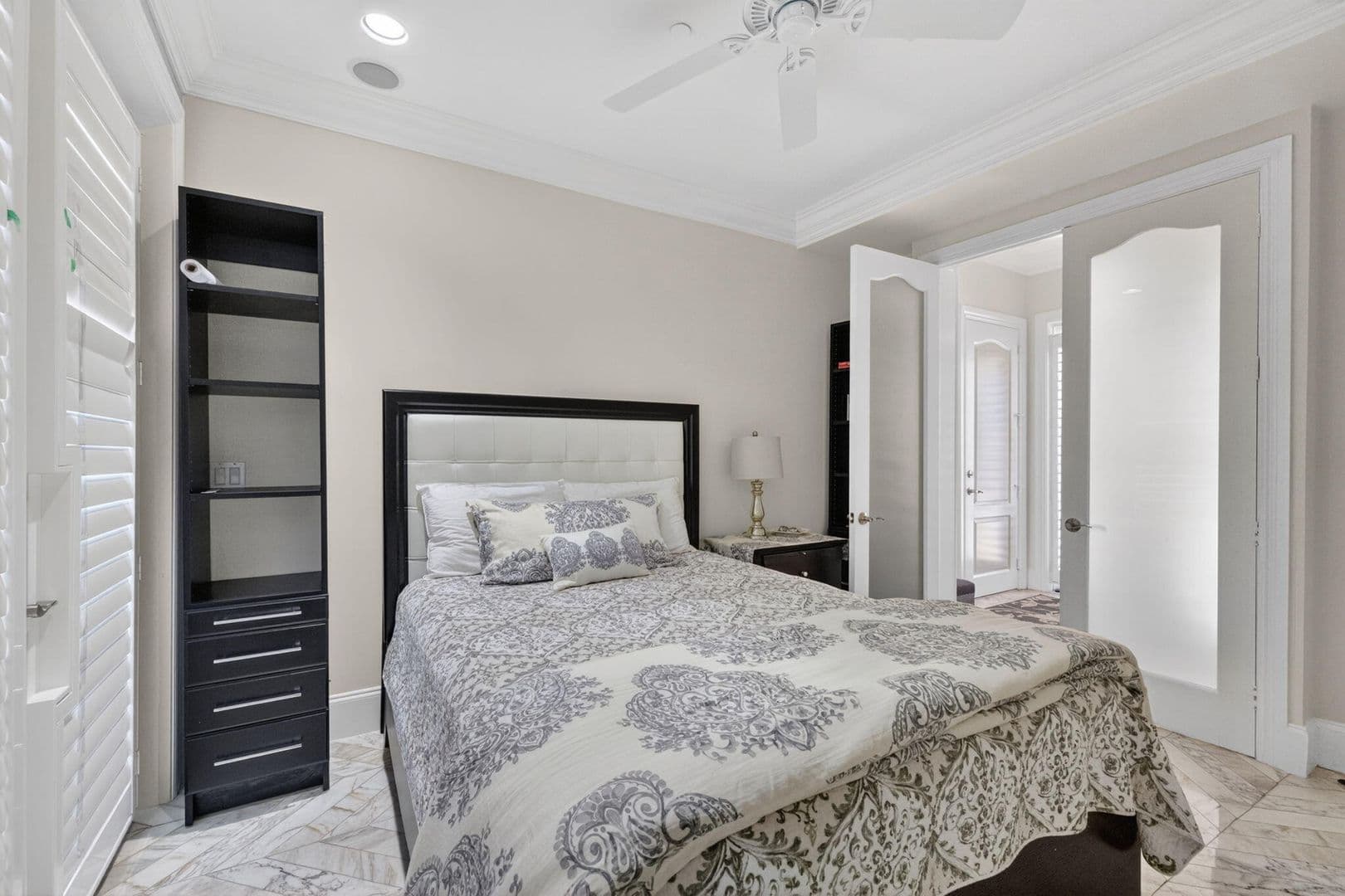 LAUDERDALE BY THE SEA House: 4332 SEAGRAPE DR #APT 4