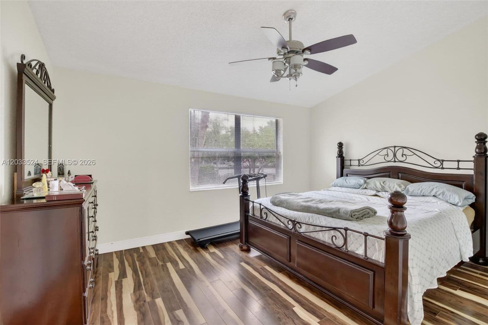 PEMBROKE PINES House: 16853 SW 1ST ST