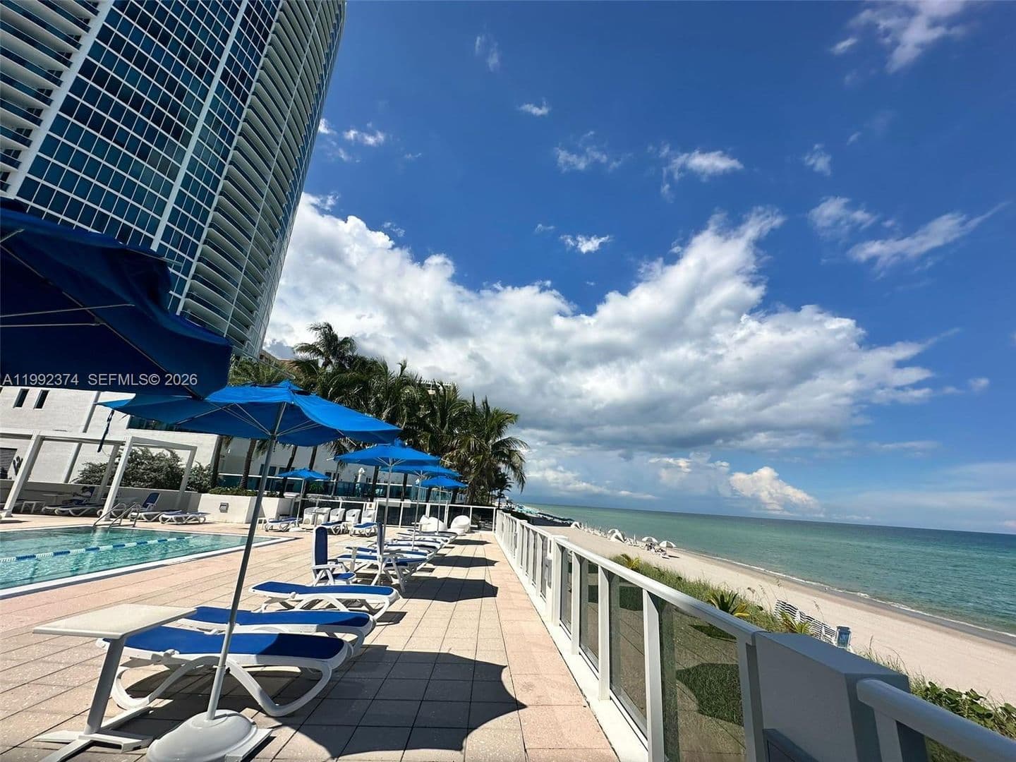 HOLLYWOOD House: 2751 S OCEAN DR #APT 508S