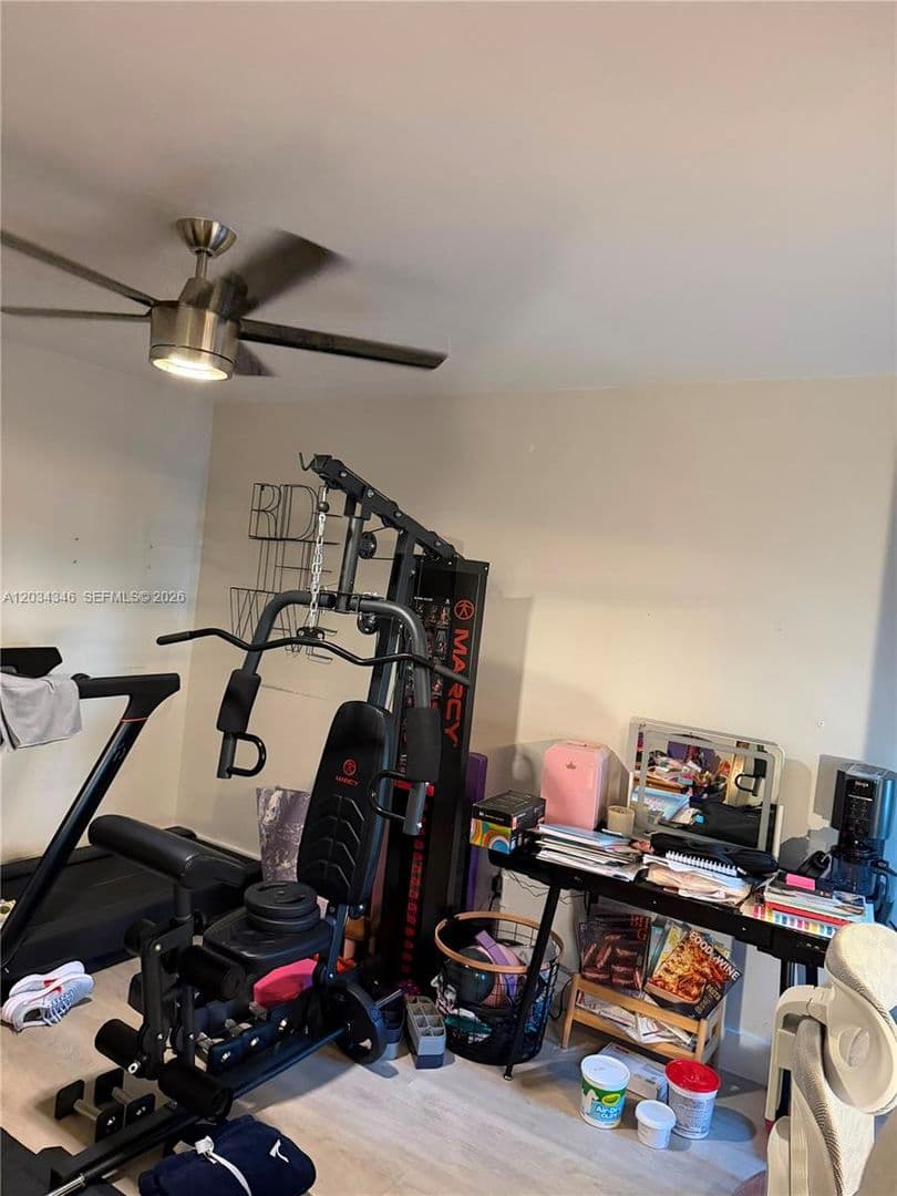 PEMBROKE PINES House: 11727 NW 12TH ST #11727