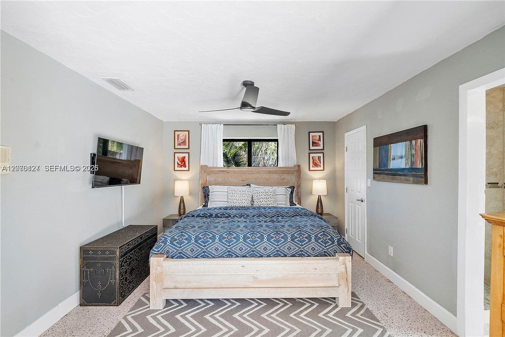 HOLLYWOOD House: 3700 W PARK RD