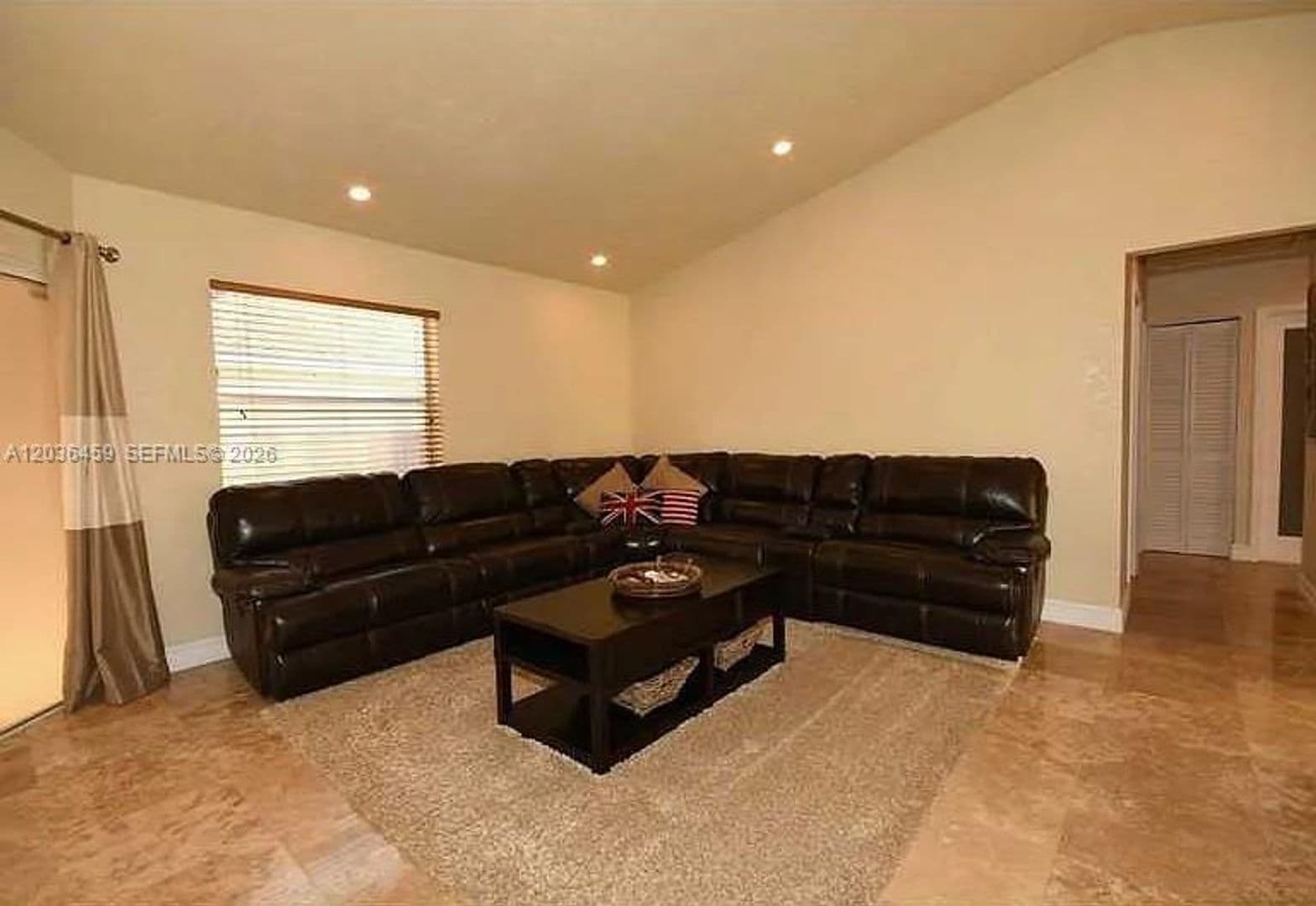 PEMBROKE PINES House: 11838 NW 13TH ST #11838
