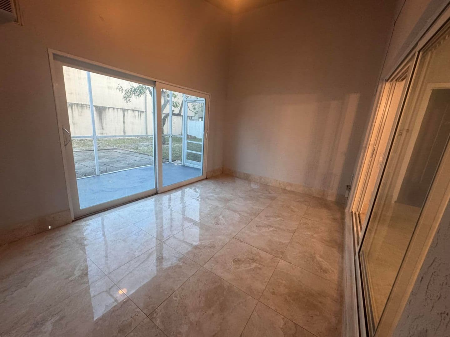 COCONUT CREEK House: 4044 NW 62ND CT #4044