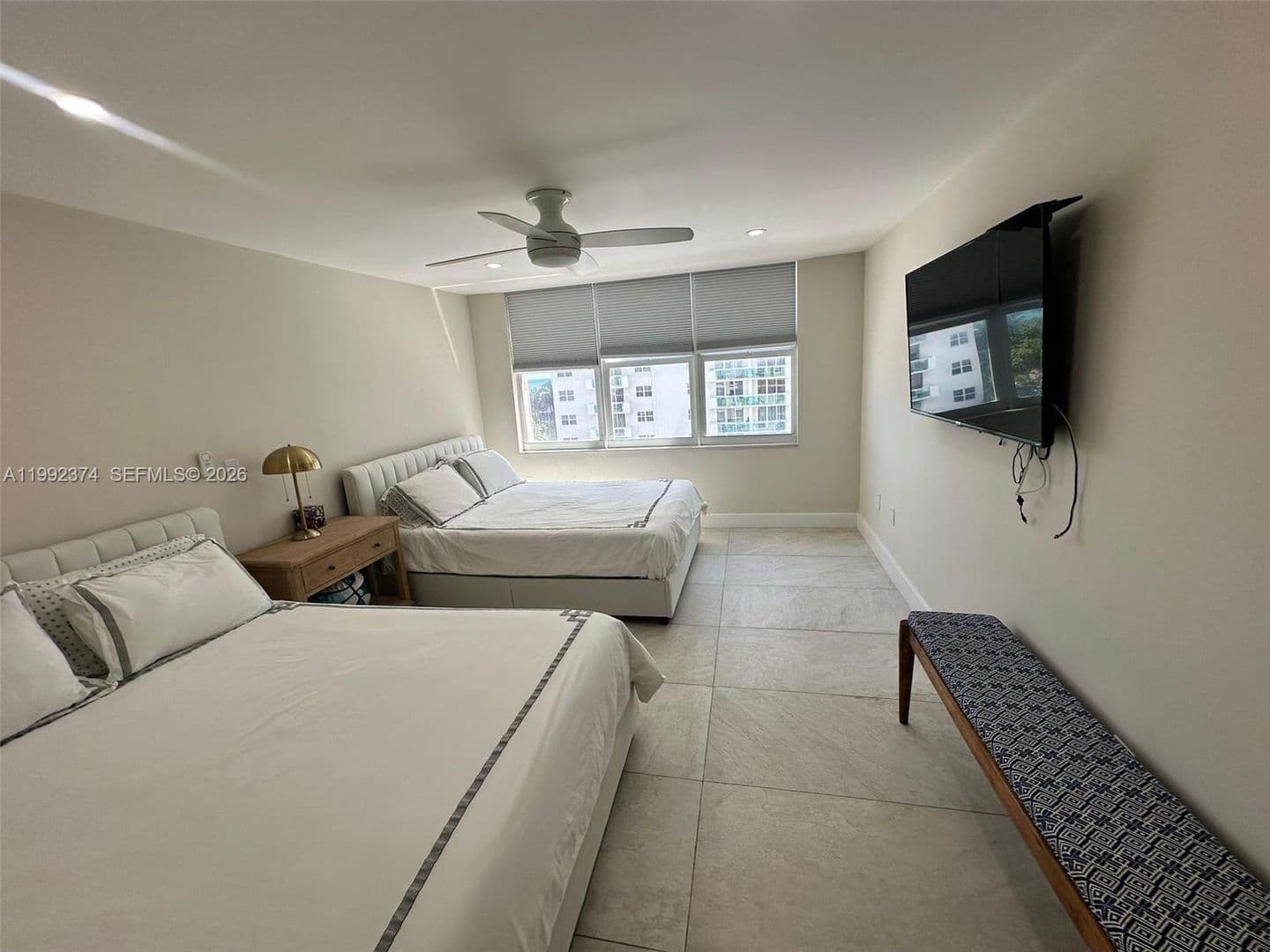 HOLLYWOOD House: 2751 S OCEAN DR #APT 508S