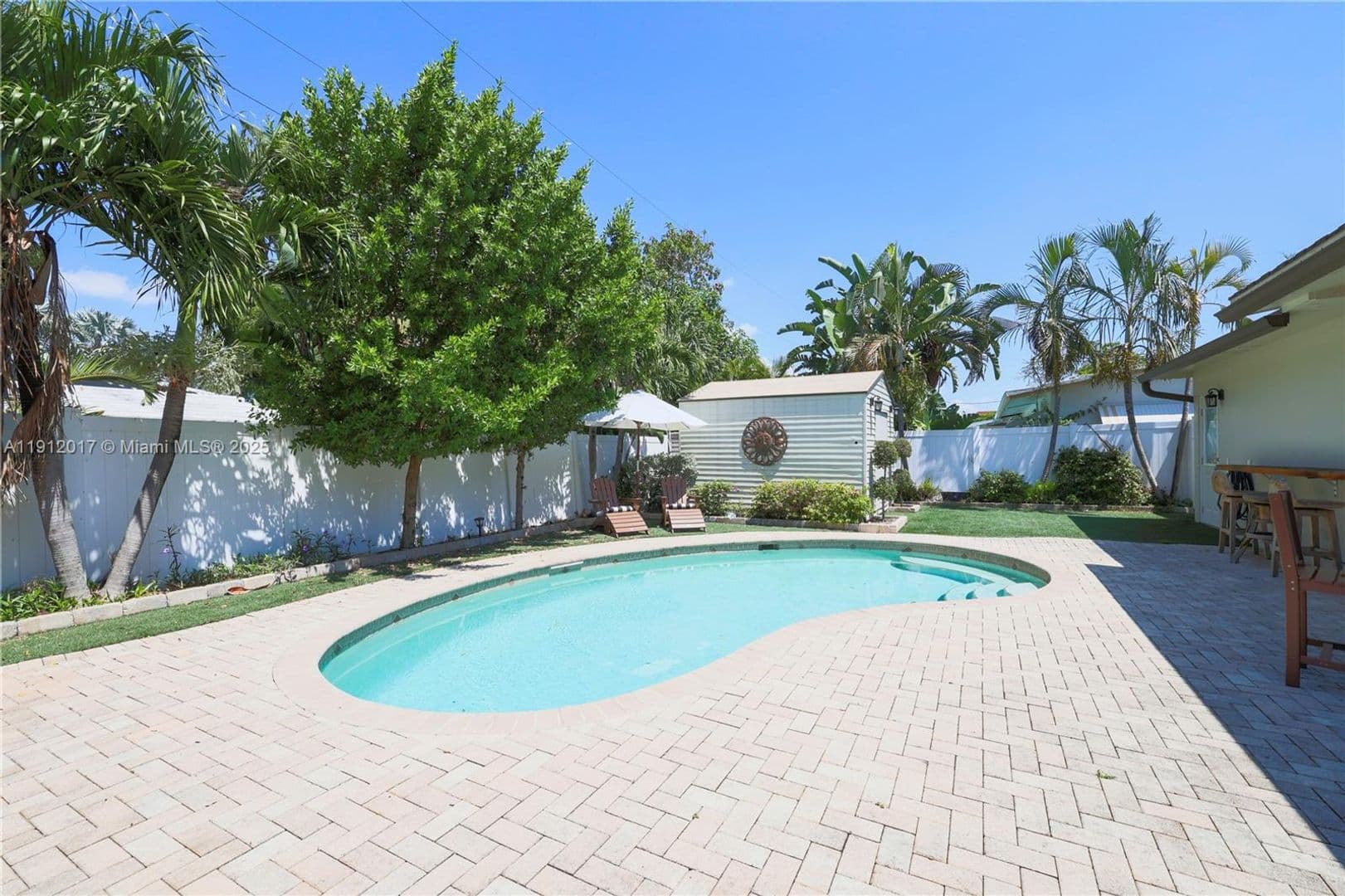 POMPANO BEACH House: 1311 NE 26TH TER #1311