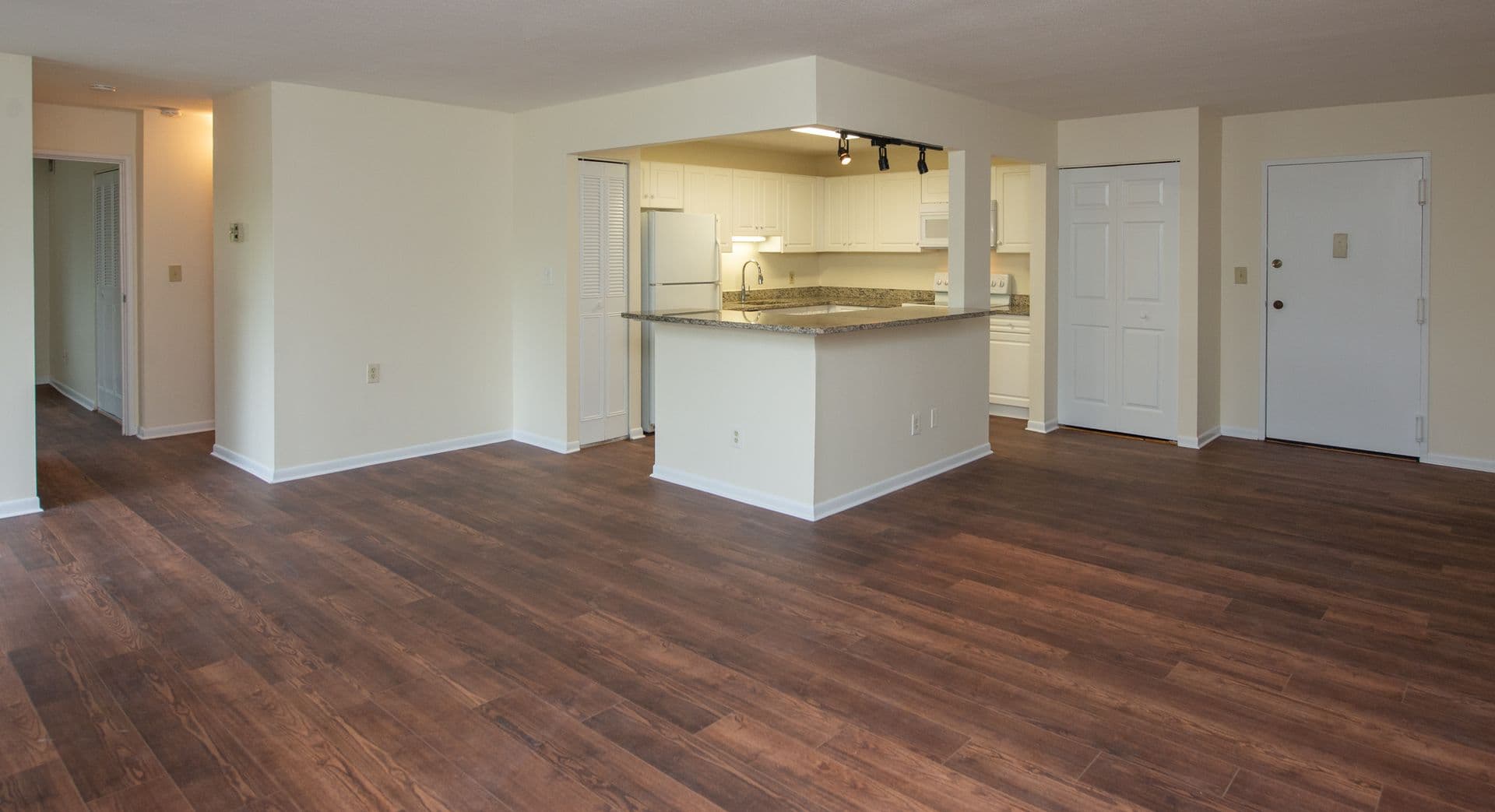 Hamden Apartment: 835-865 Mix Avenue