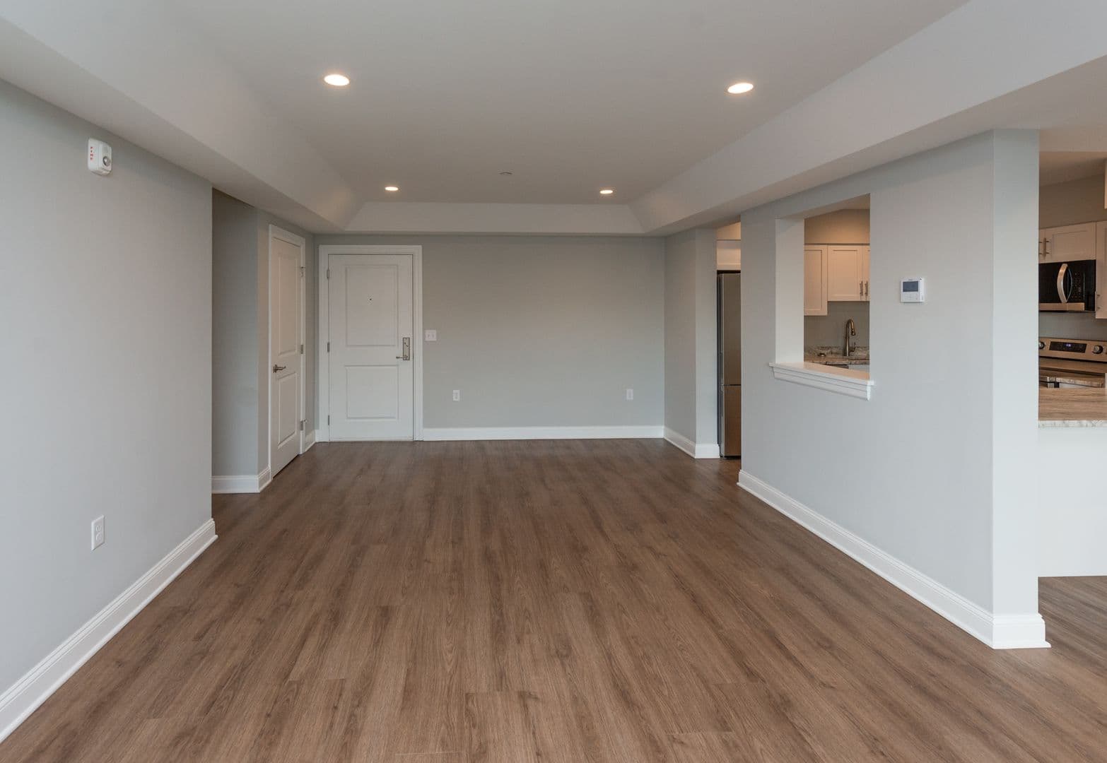 Hamden Apartment: 925 Mix Ave
