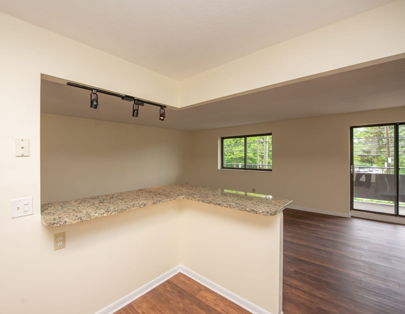 Hamden Apartment: 835-865 Mix Avenue