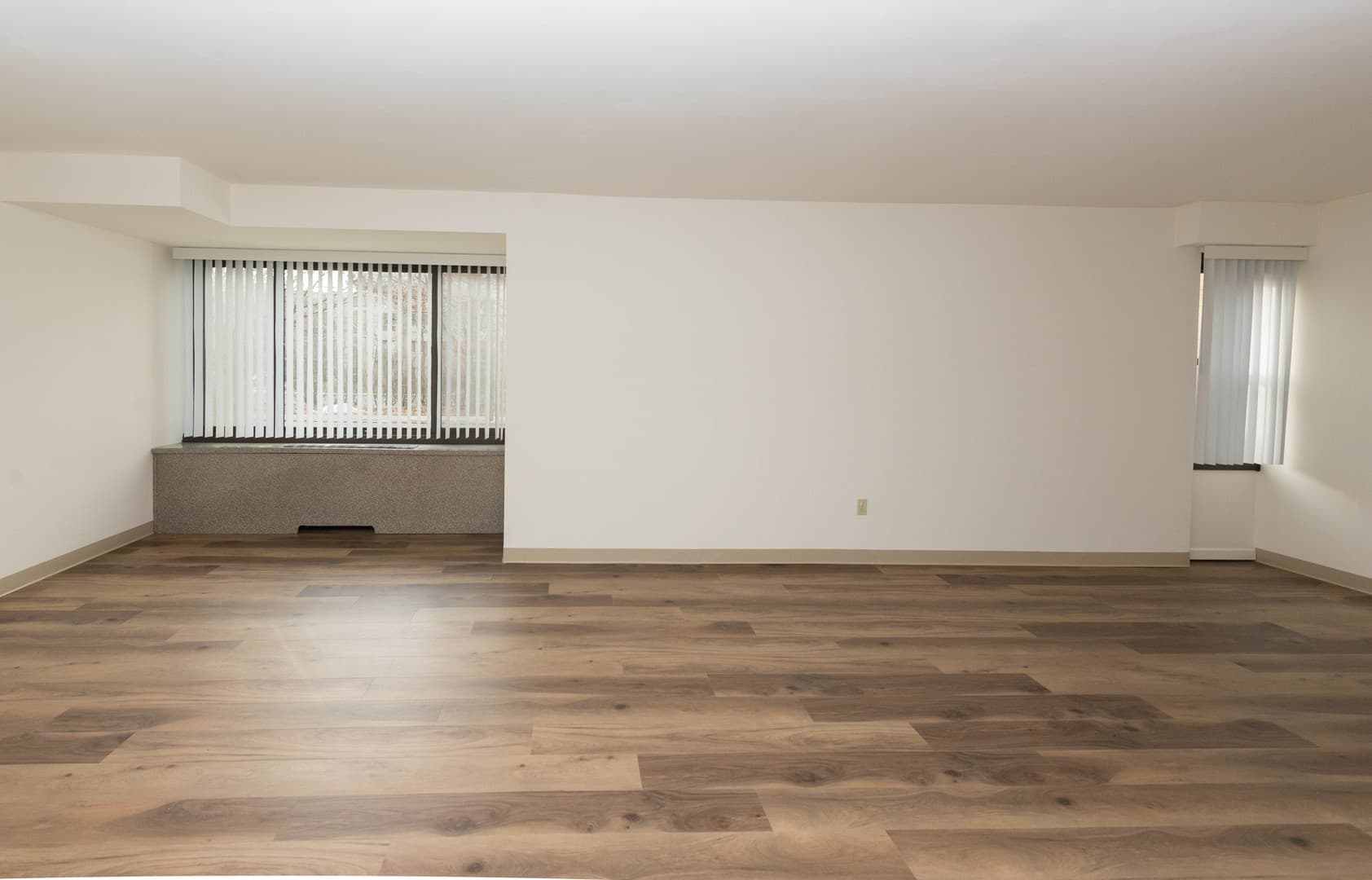 Hamden Apartment: 1199 Whitney Avenue