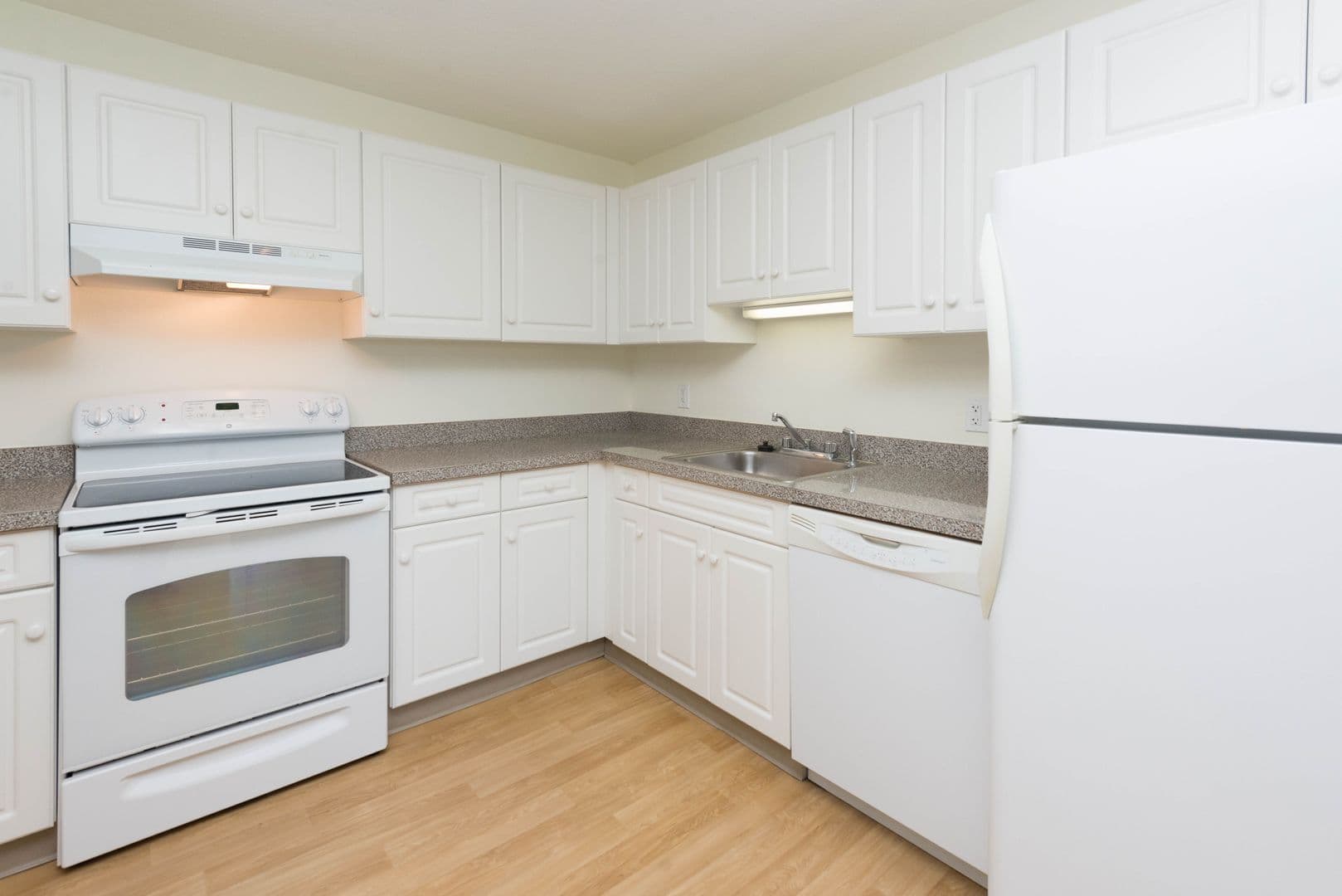 Hamden Apartment: 835-865 Mix Avenue