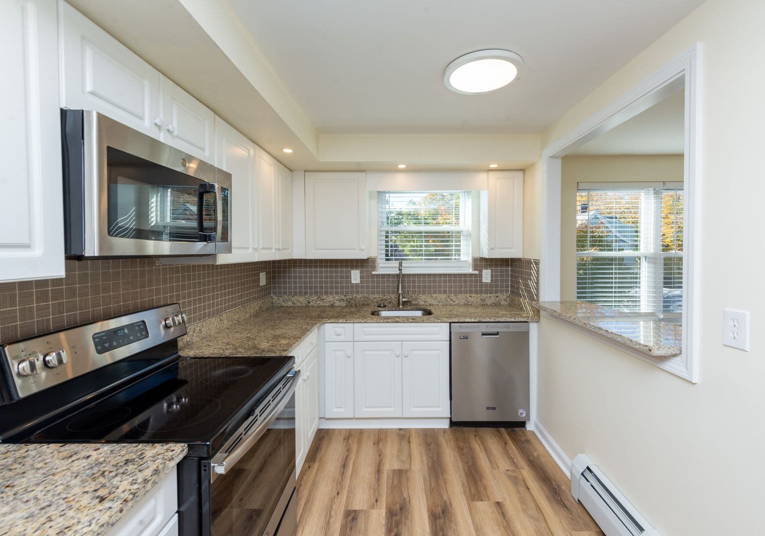 New Haven Apartment: 750 Whitney Avenue