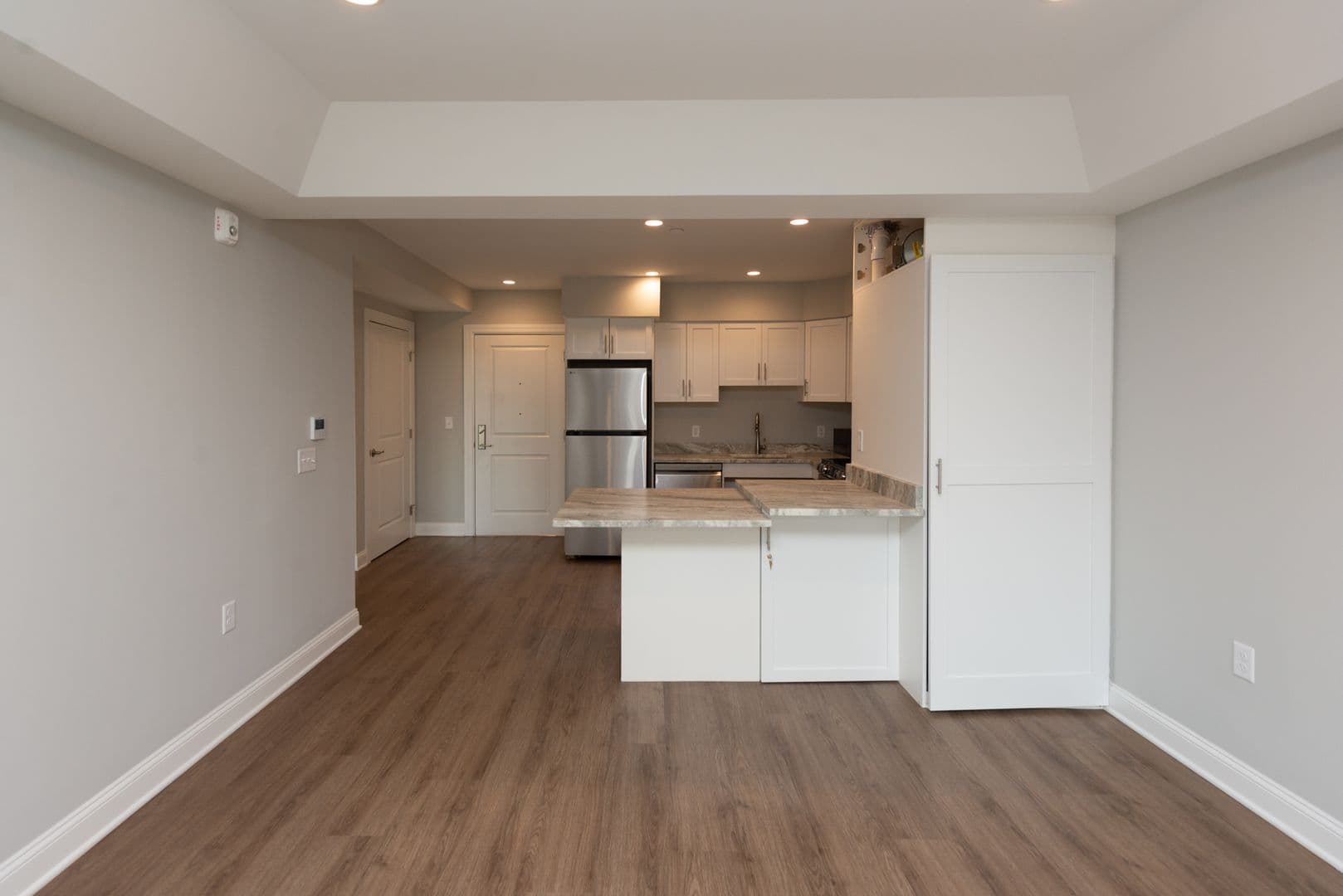 Hamden Apartment: 925 Mix Ave