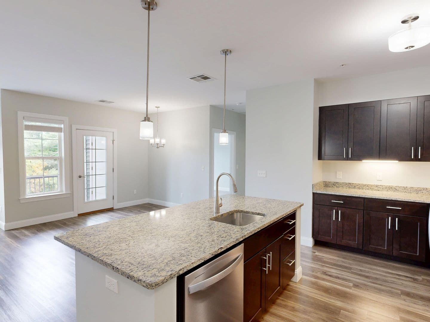 Hamden Apartment: 380 Mather St.