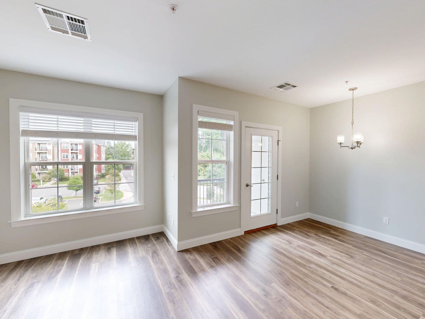 Hamden Apartment: 380 Mather St.