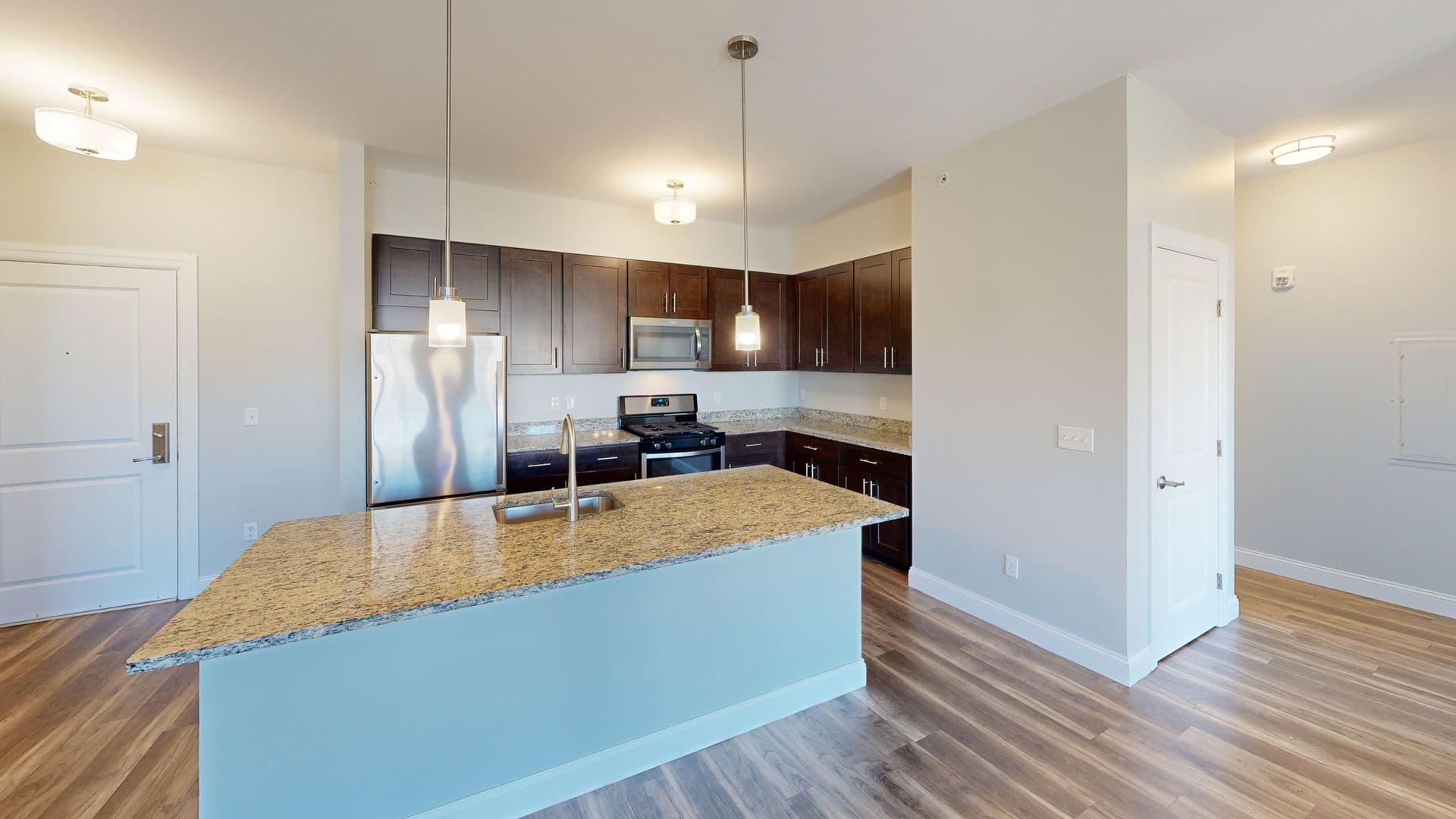 Hamden Apartment: 380 Mather St.