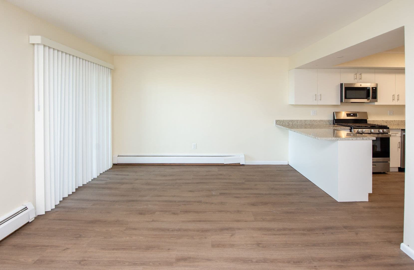 Hamden Apartment: 905 Mix Avenue