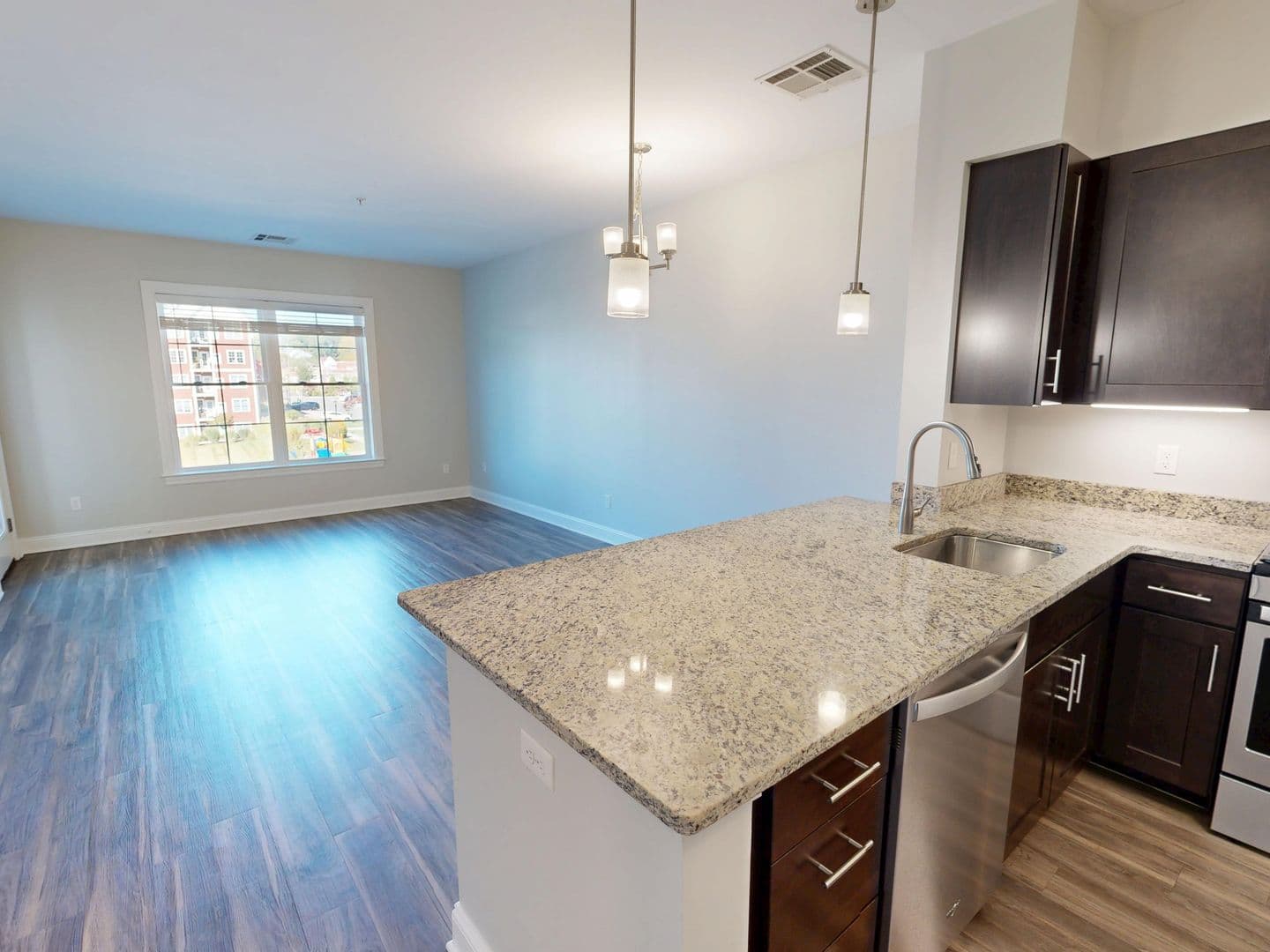Hamden Apartment: 380 Mather St.