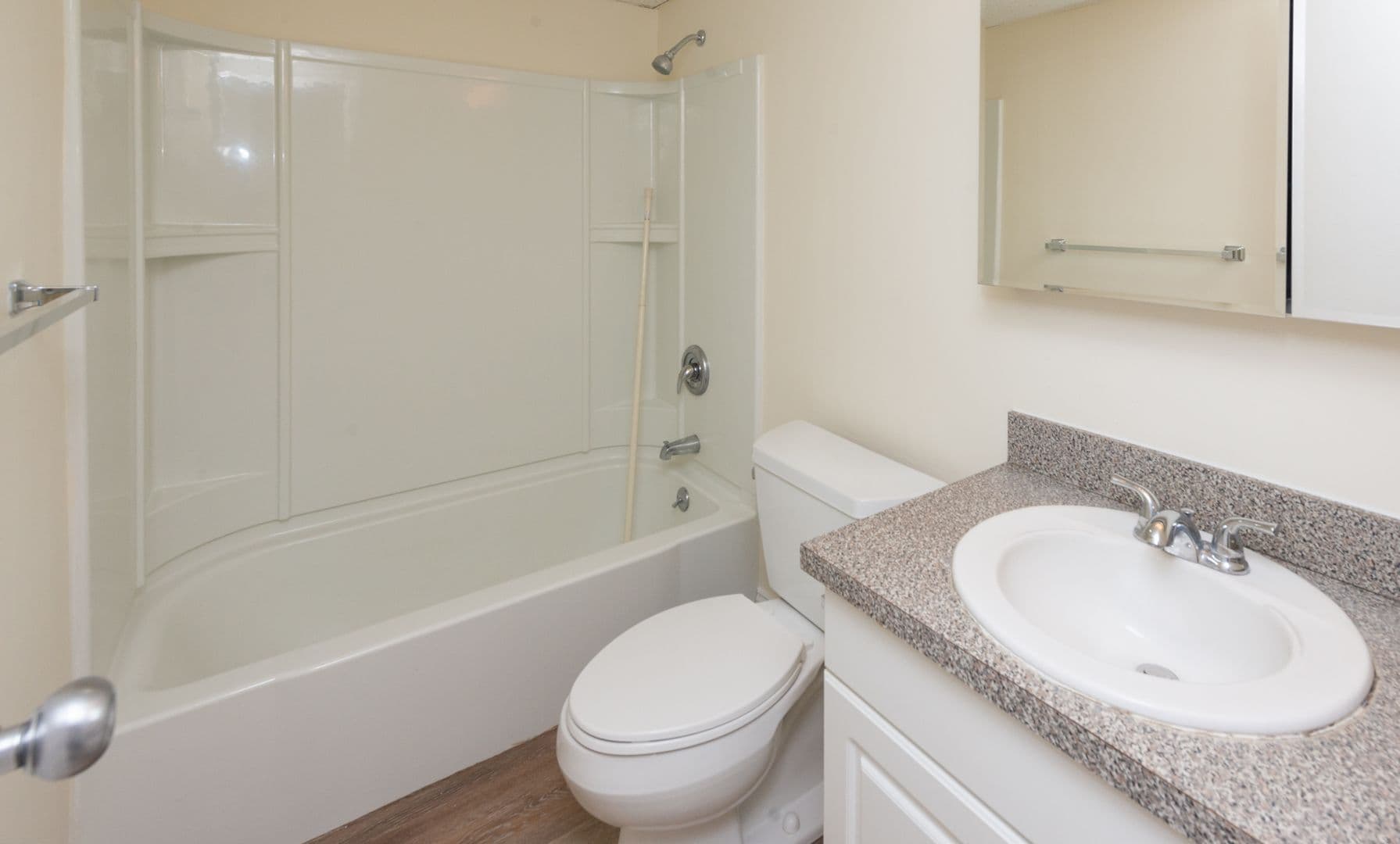 Hamden Apartment: 2405 Whitney Avenue