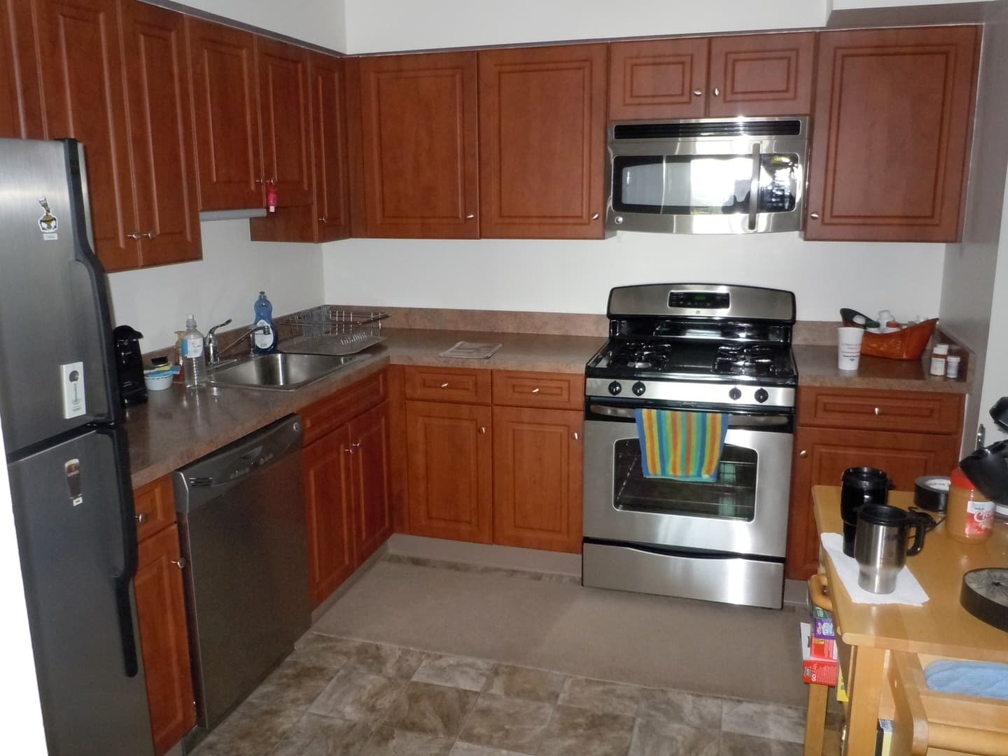 Hamden Apartment: 905 Mix Avenue