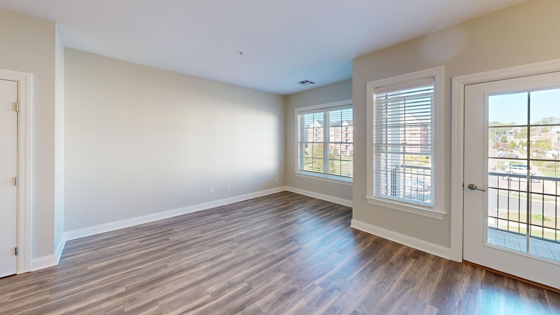 Hamden Apartment: 380 Mather St.