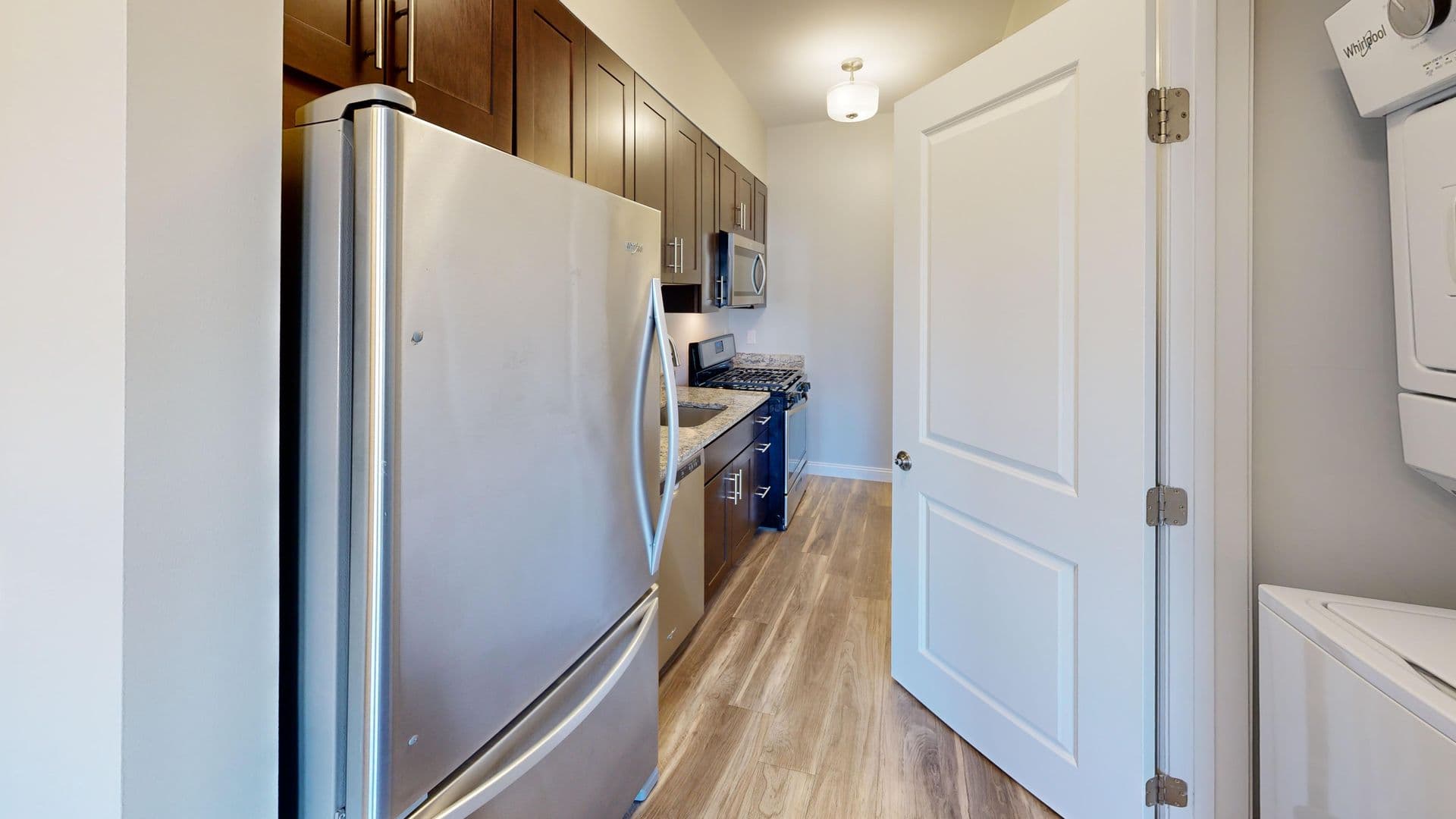 Hamden Apartment: 380 Mather St.