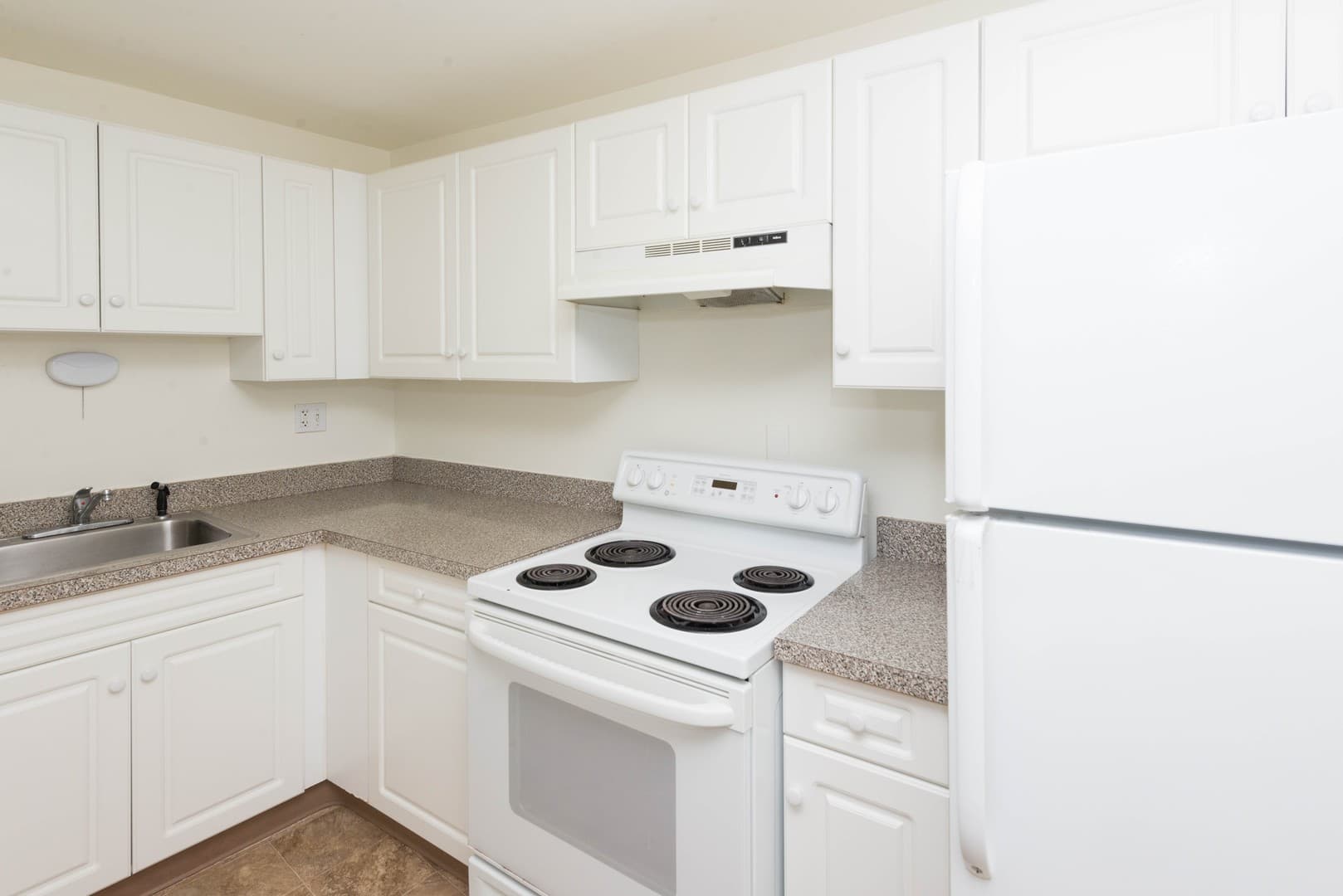 New Haven Apartment: 750 Whitney Avenue