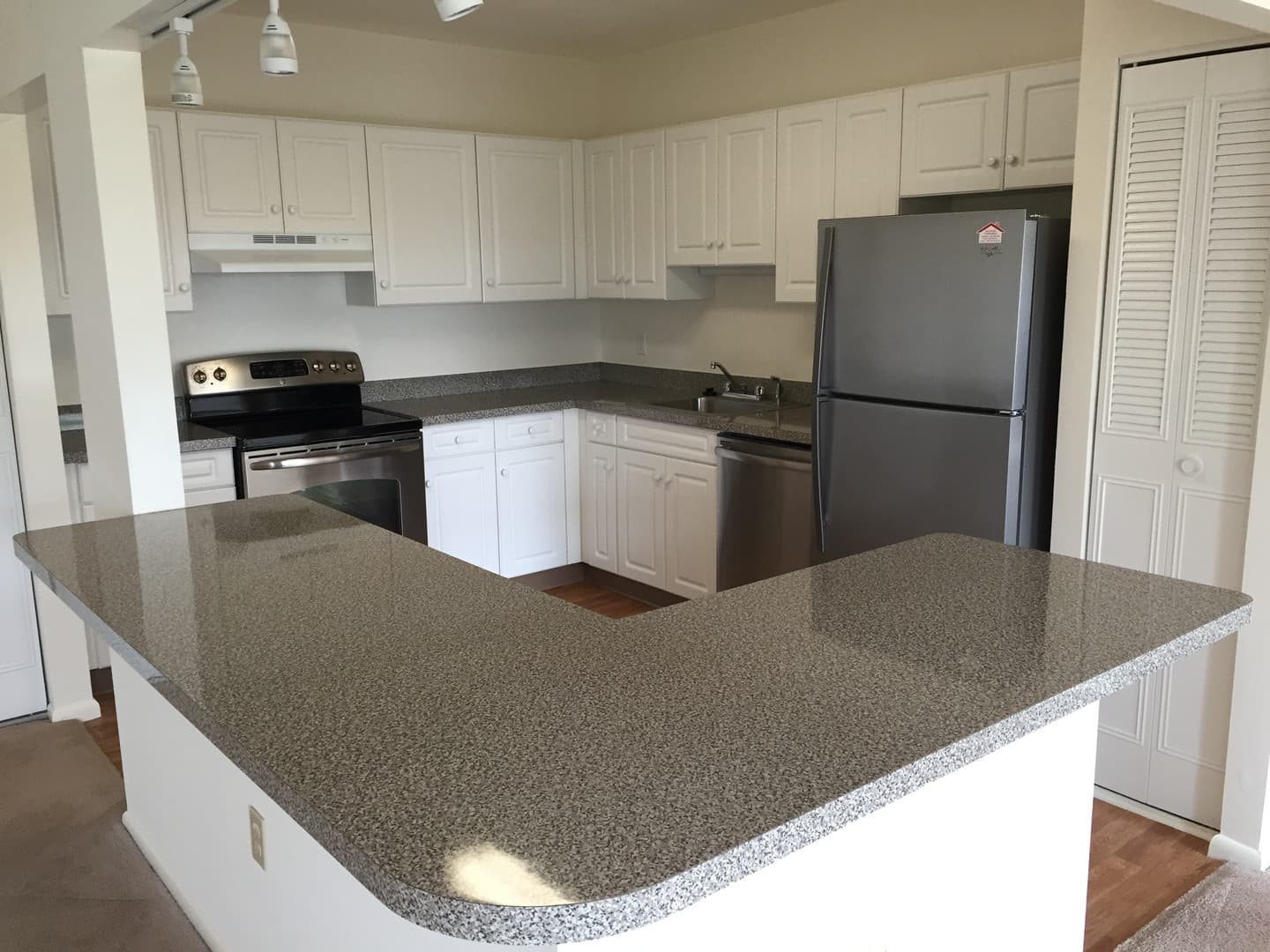 Hamden Apartment: 835-865 Mix Avenue