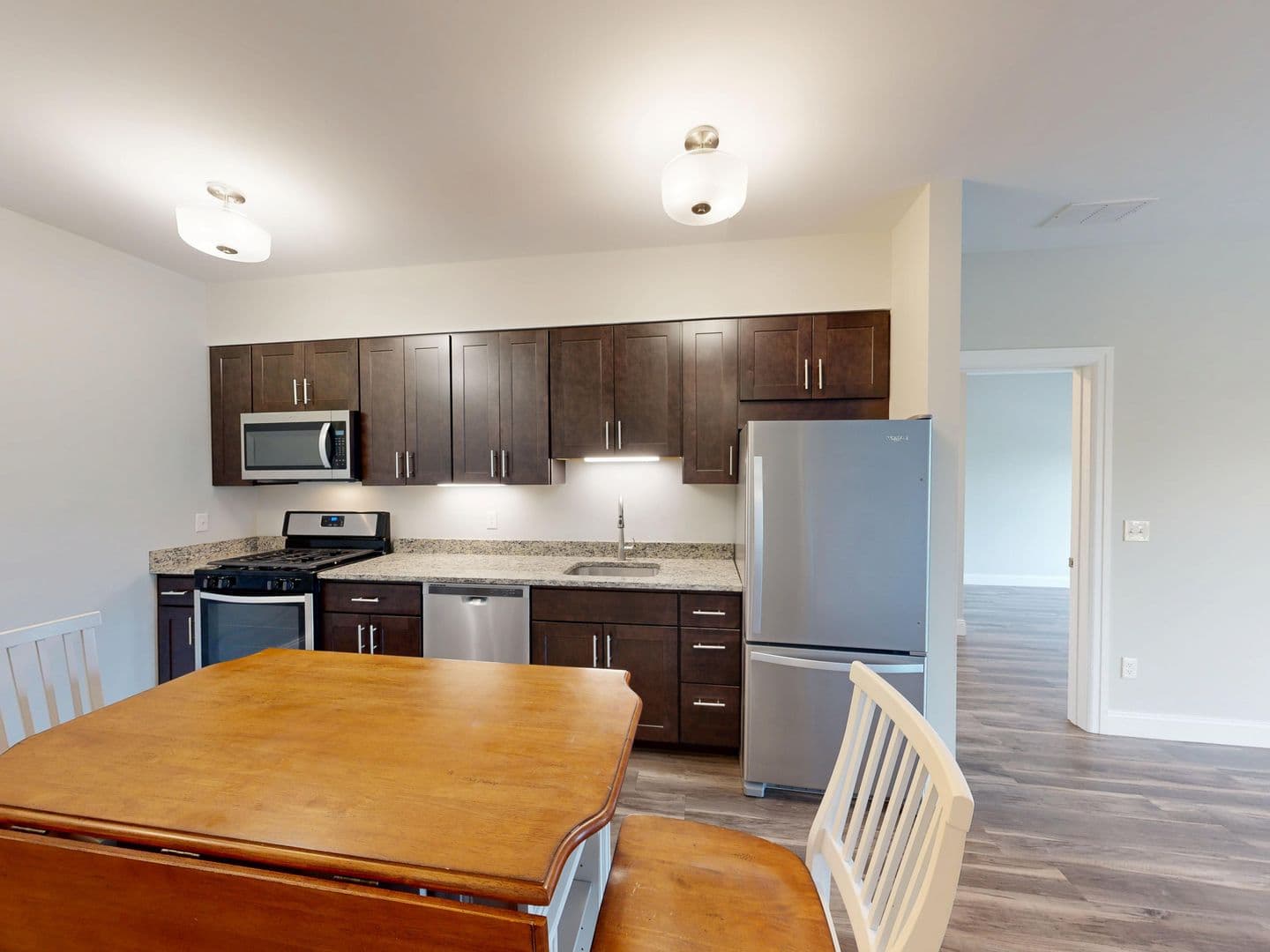Hamden Apartment: 380 Mather St.