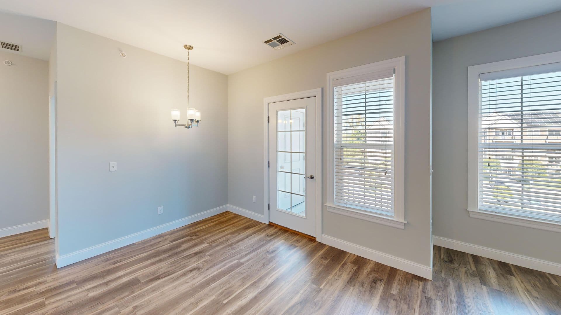 Hamden Apartment: 380 Mather St.