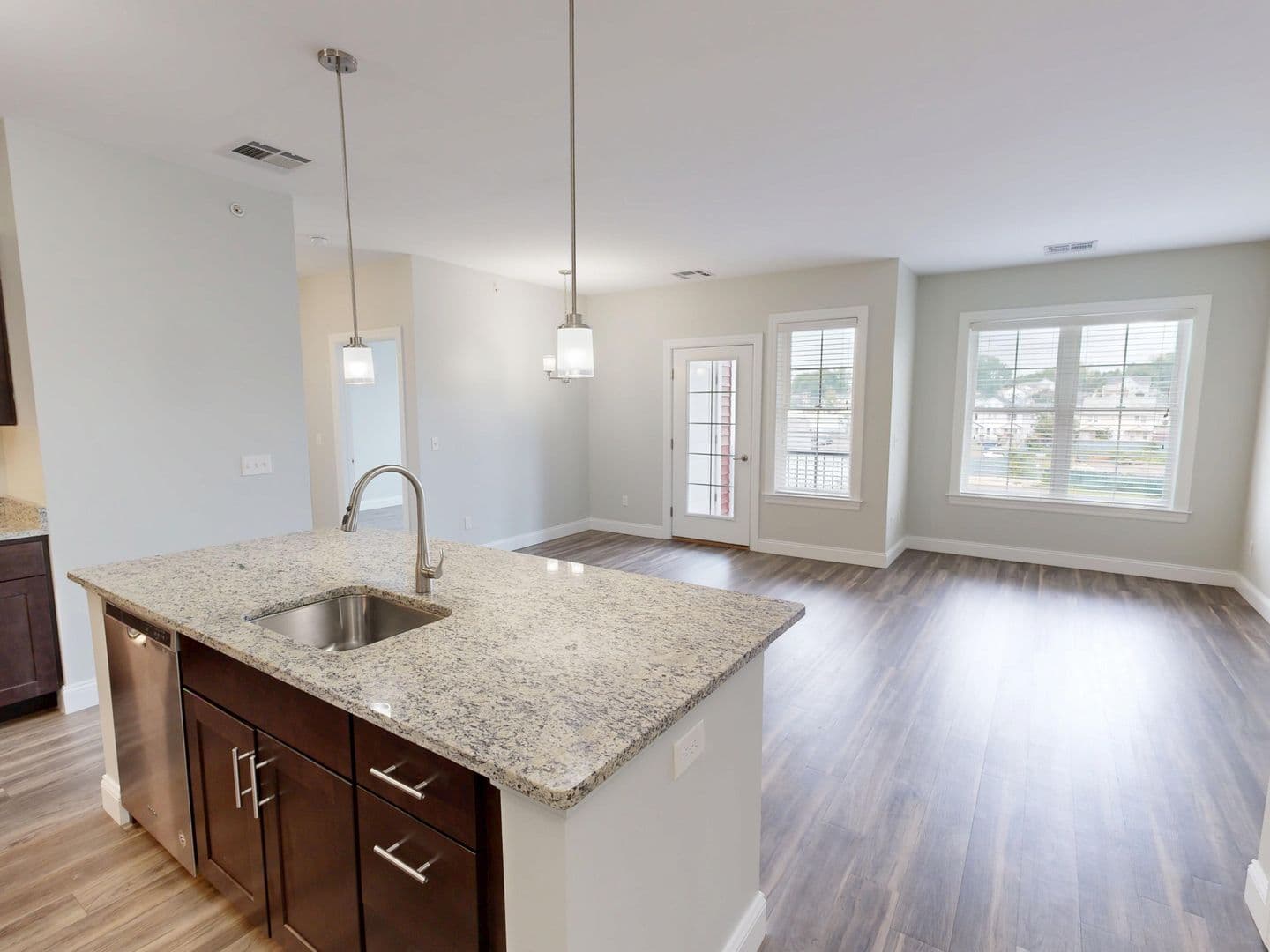 Hamden Apartment: 380 Mather St.