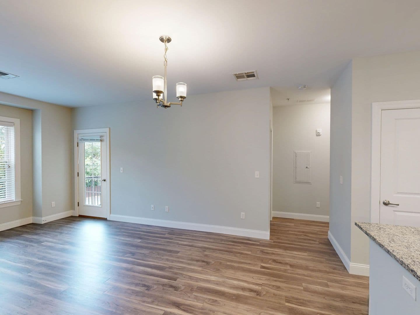 Hamden Apartment: 380 Mather St.