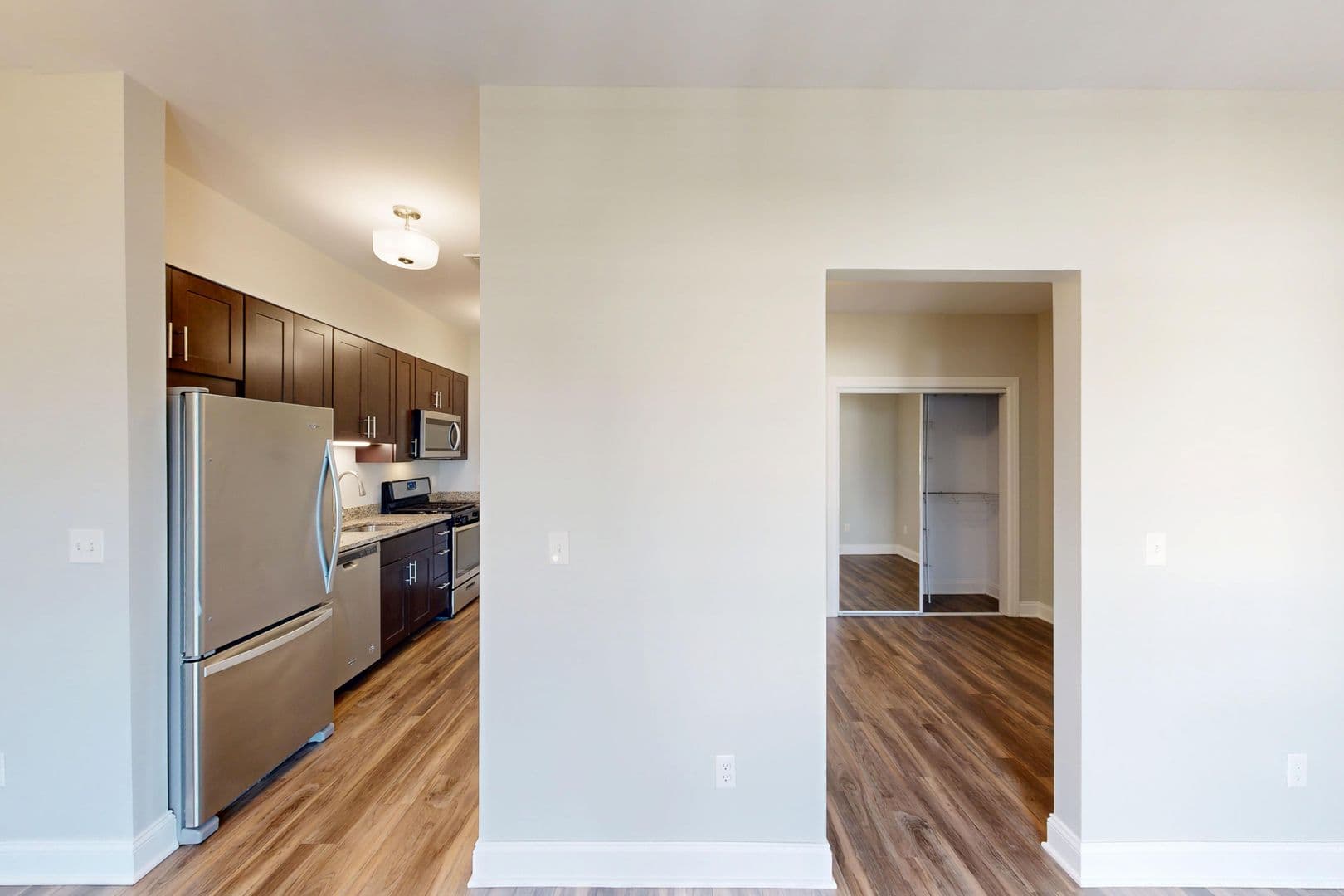 Hamden Apartment: 380 Mather St.