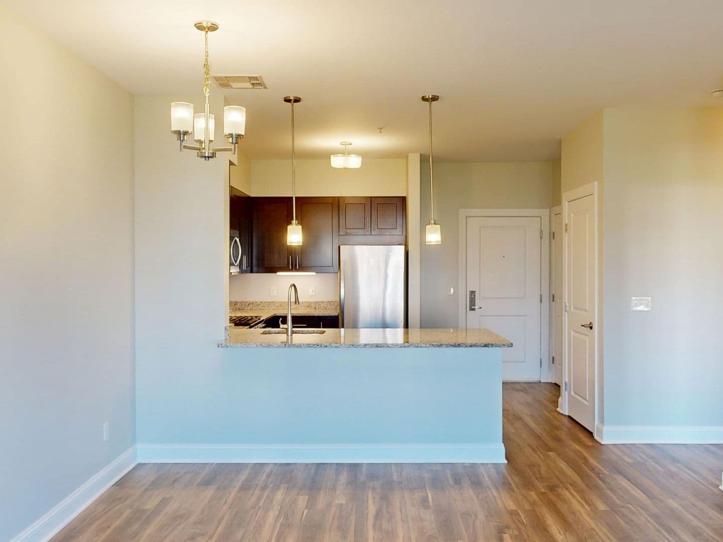 Hamden Apartment: 380 Mather St.