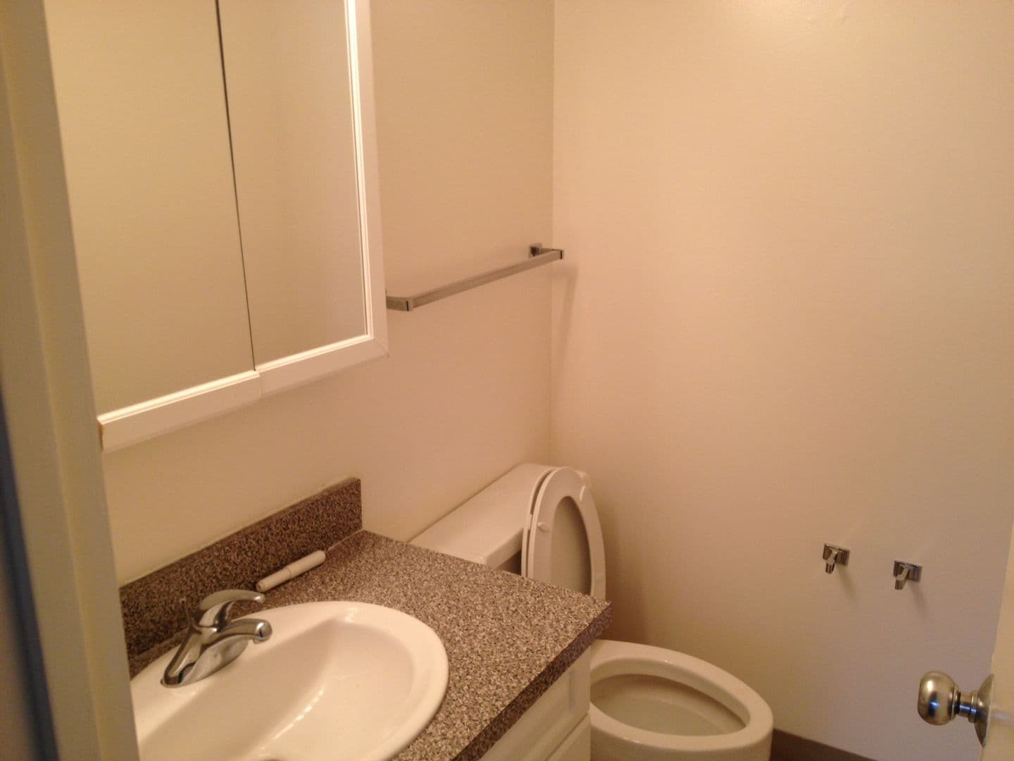 Hamden Apartment: 2405 Whitney Avenue