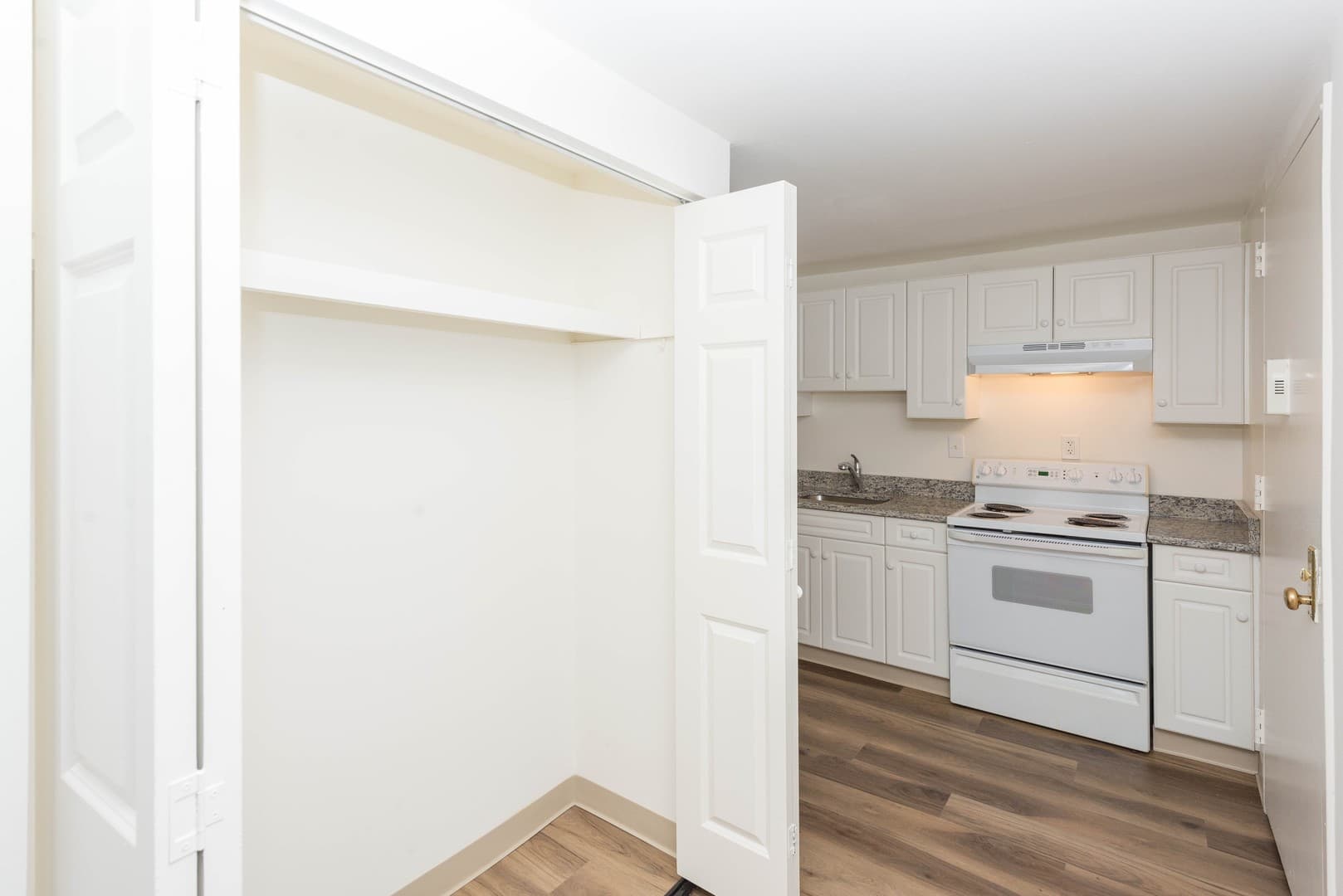 Hamden Apartment: 1199 Whitney Avenue
