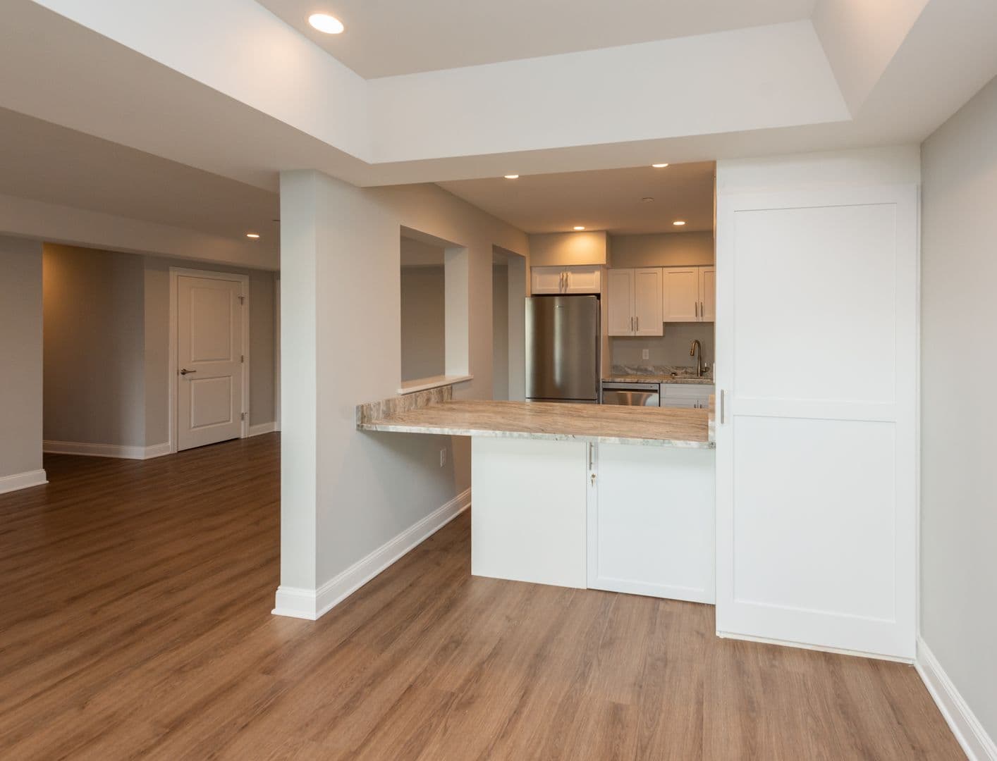 Hamden Apartment: 925 Mix Ave