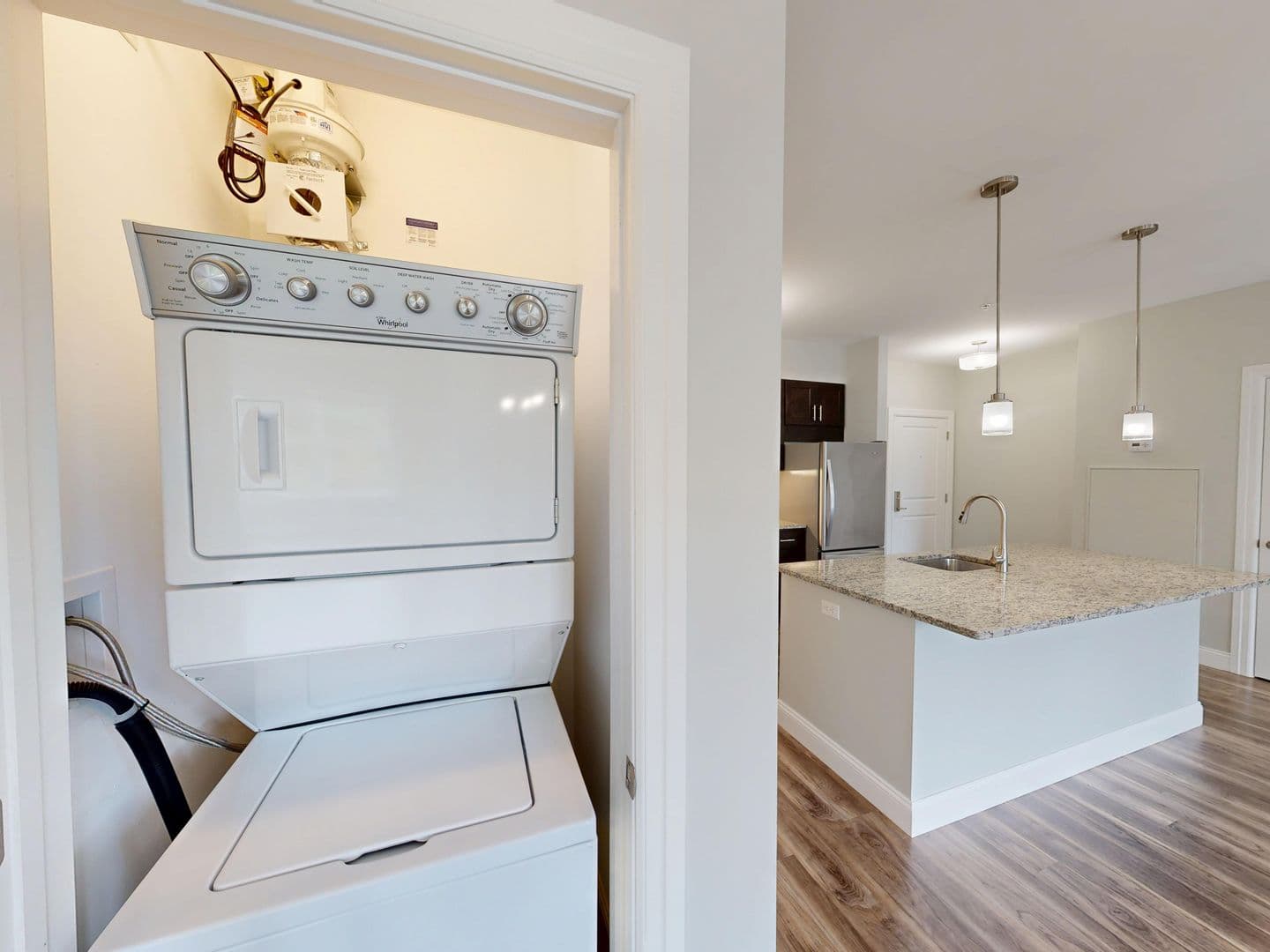 Hamden Apartment: 380 Mather St.
