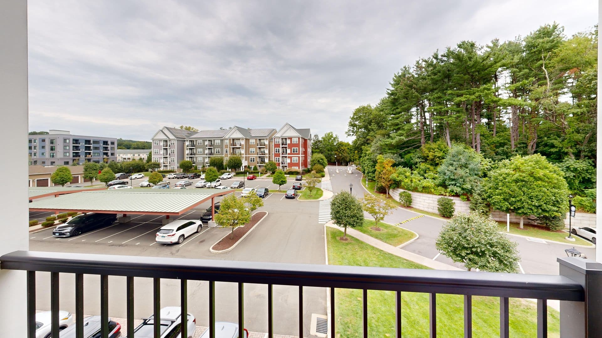 Hamden Apartment: 380 Mather St.
