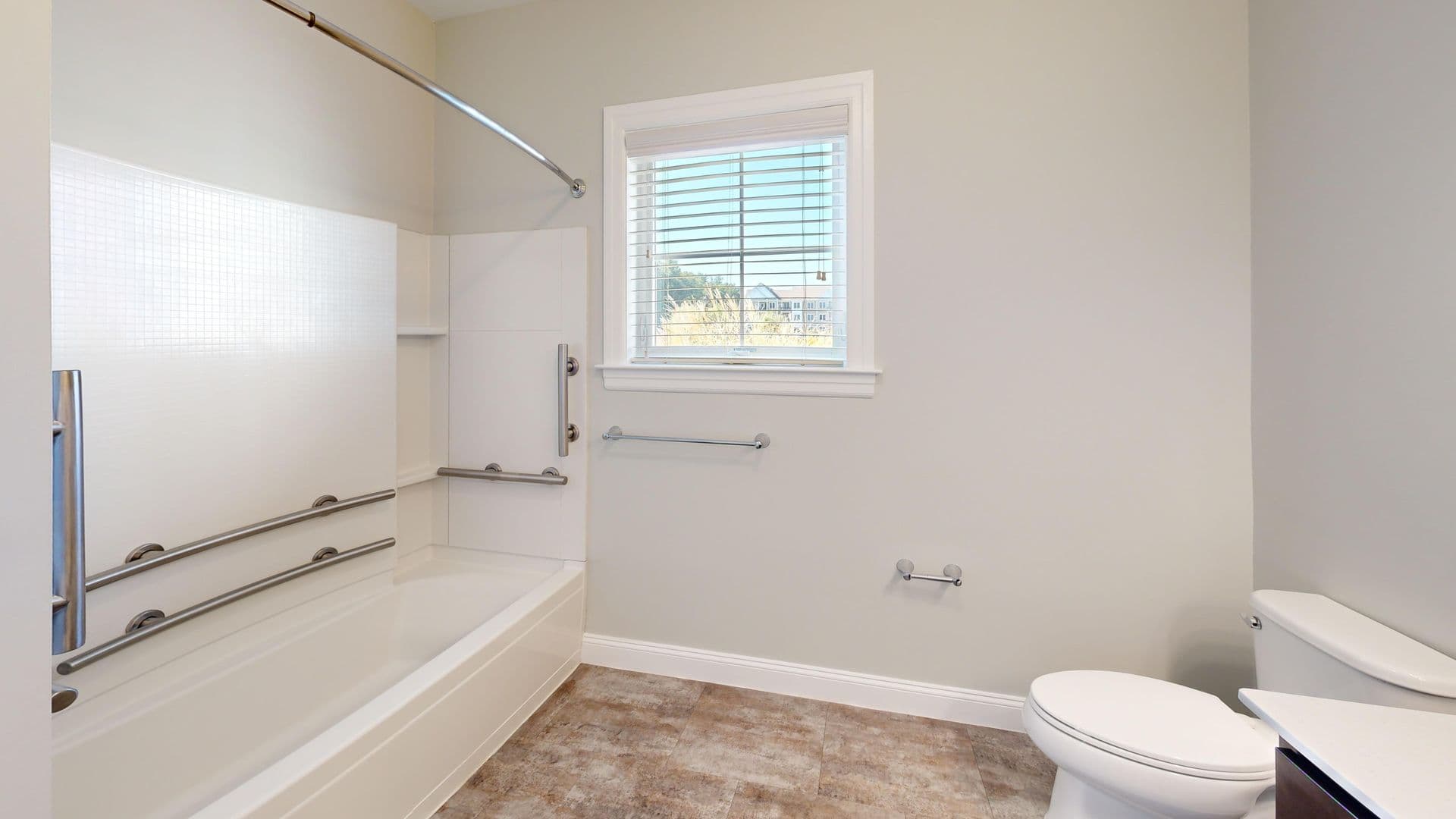 Hamden Apartment: 380 Mather St.
