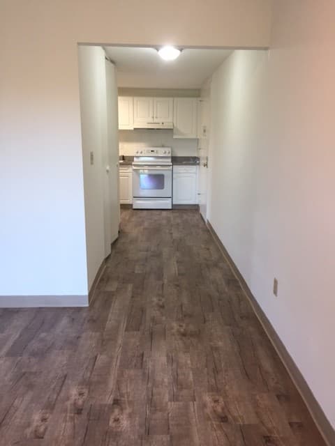 Hamden Apartment: 1199 Whitney Avenue