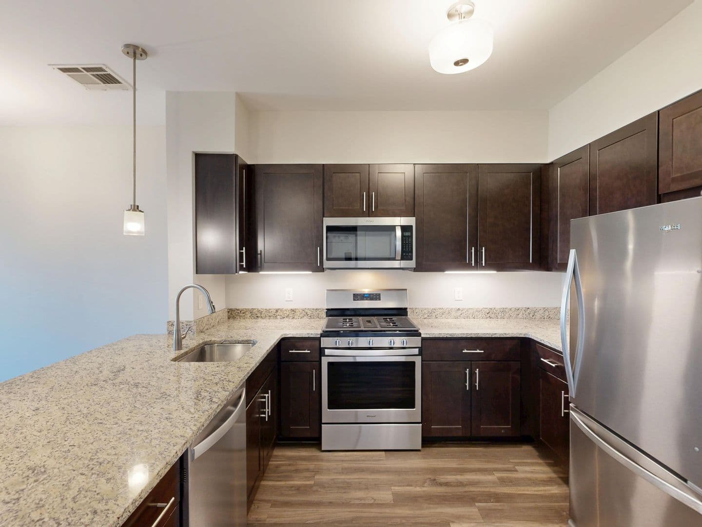 Hamden Apartment: 380 Mather St.