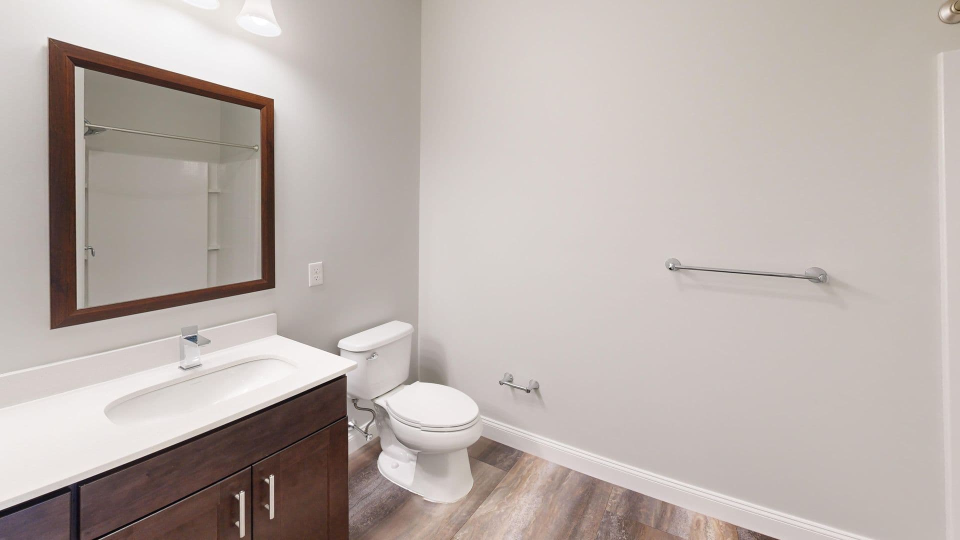Hamden Apartment: 380 Mather St.