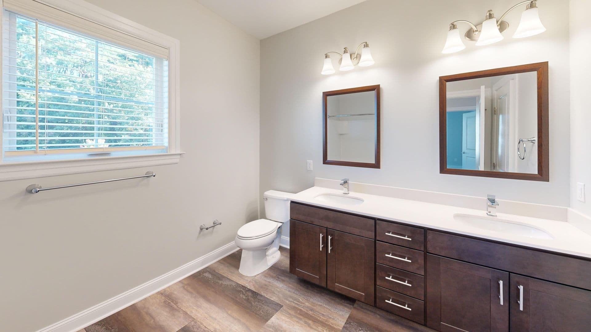 Hamden Apartment: 380 Mather St.