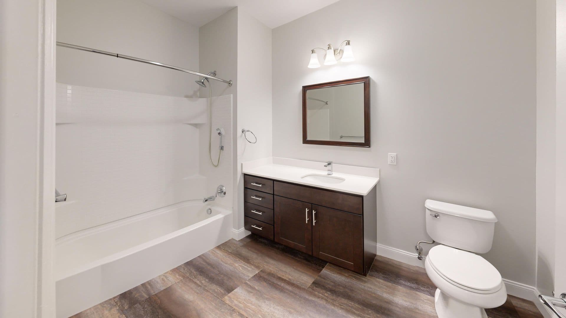 Hamden Apartment: 380 Mather St.