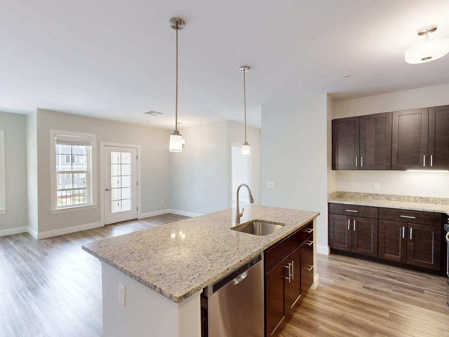 Hamden Apartment: 380 Mather St.
