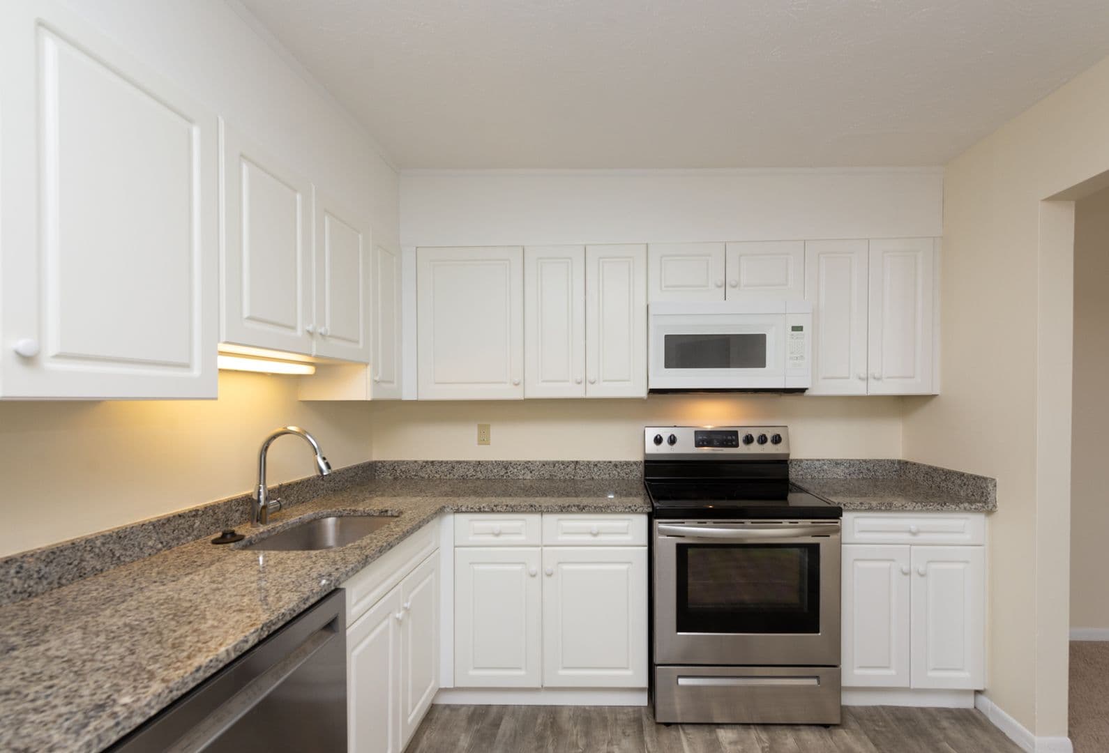 Hamden Apartment: 905 Mix Avenue