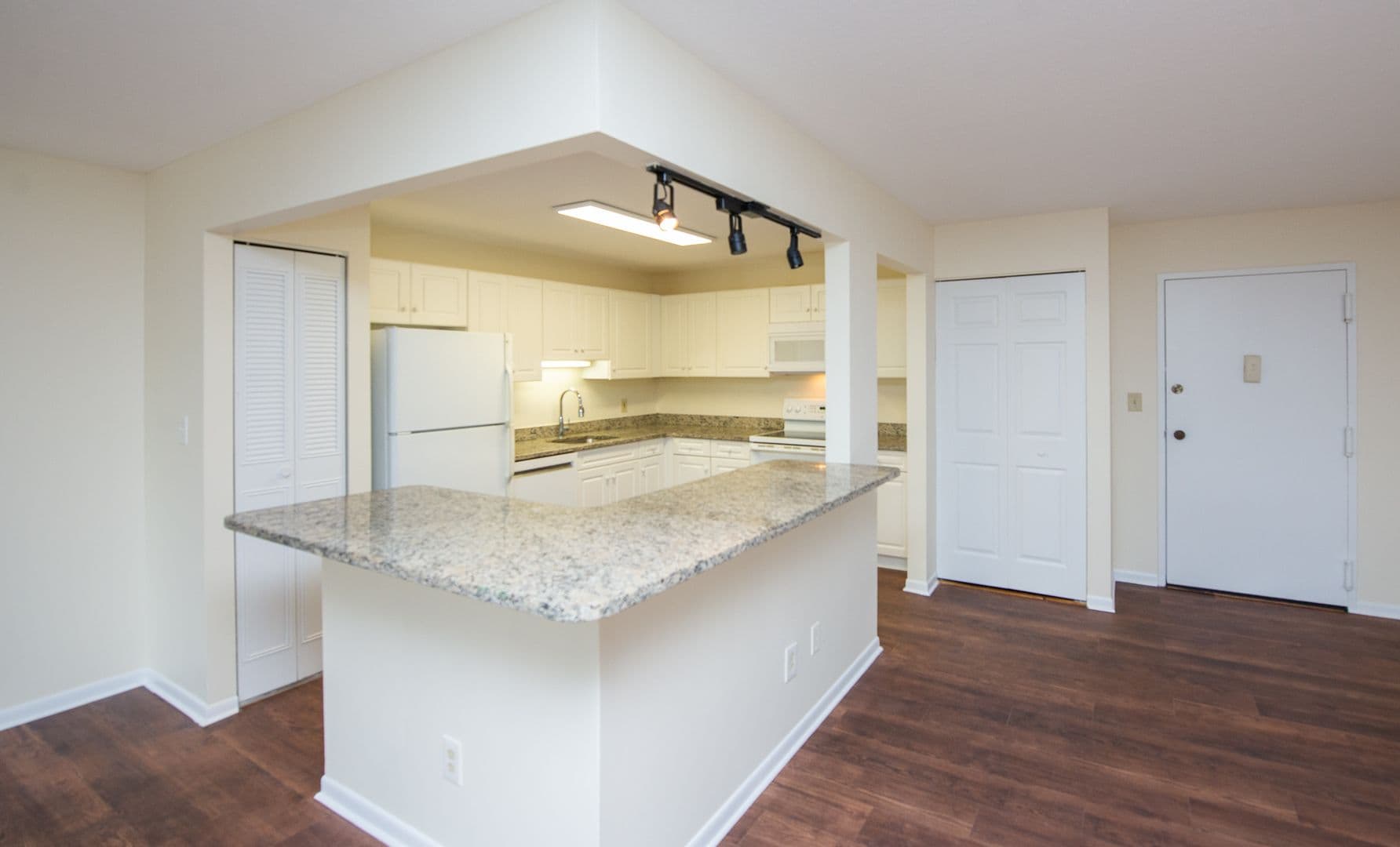 Hamden Apartment: 835-865 Mix Avenue