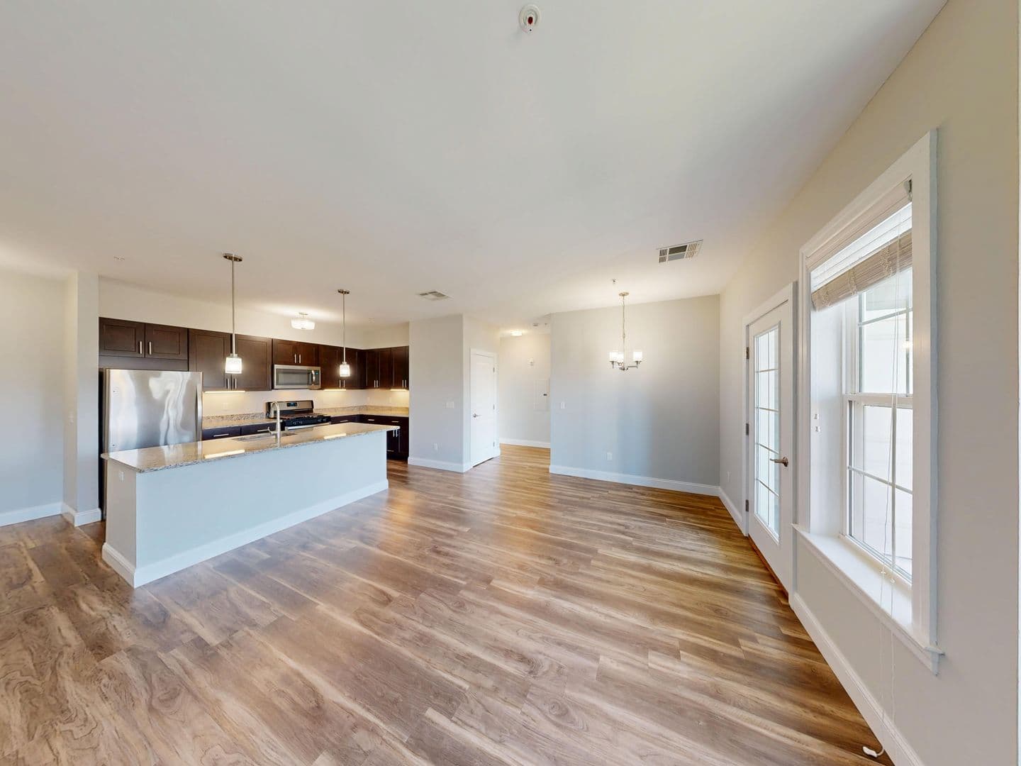 Hamden Apartment: 380 Mather St.
